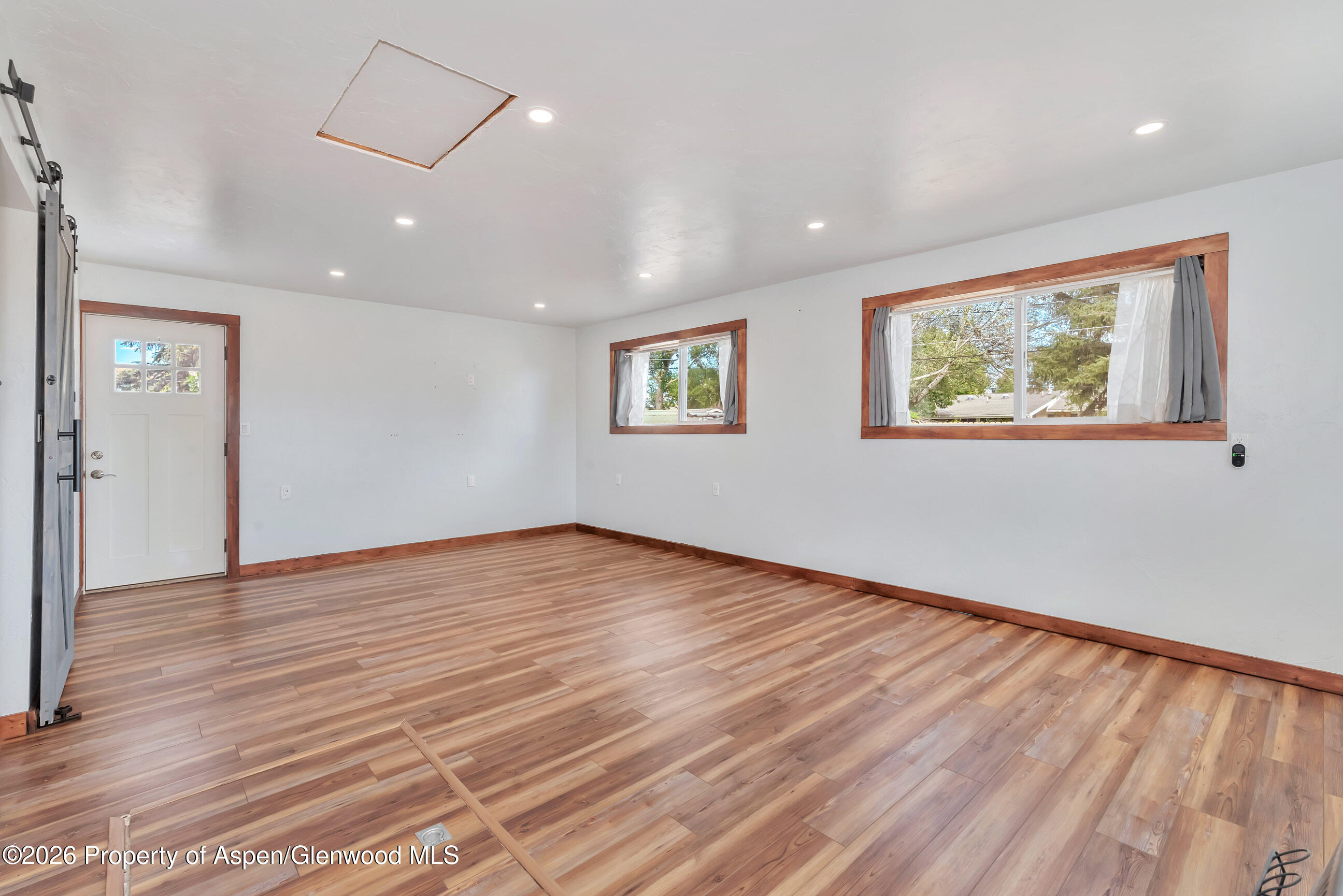 577 Steele Street Property Photo 22