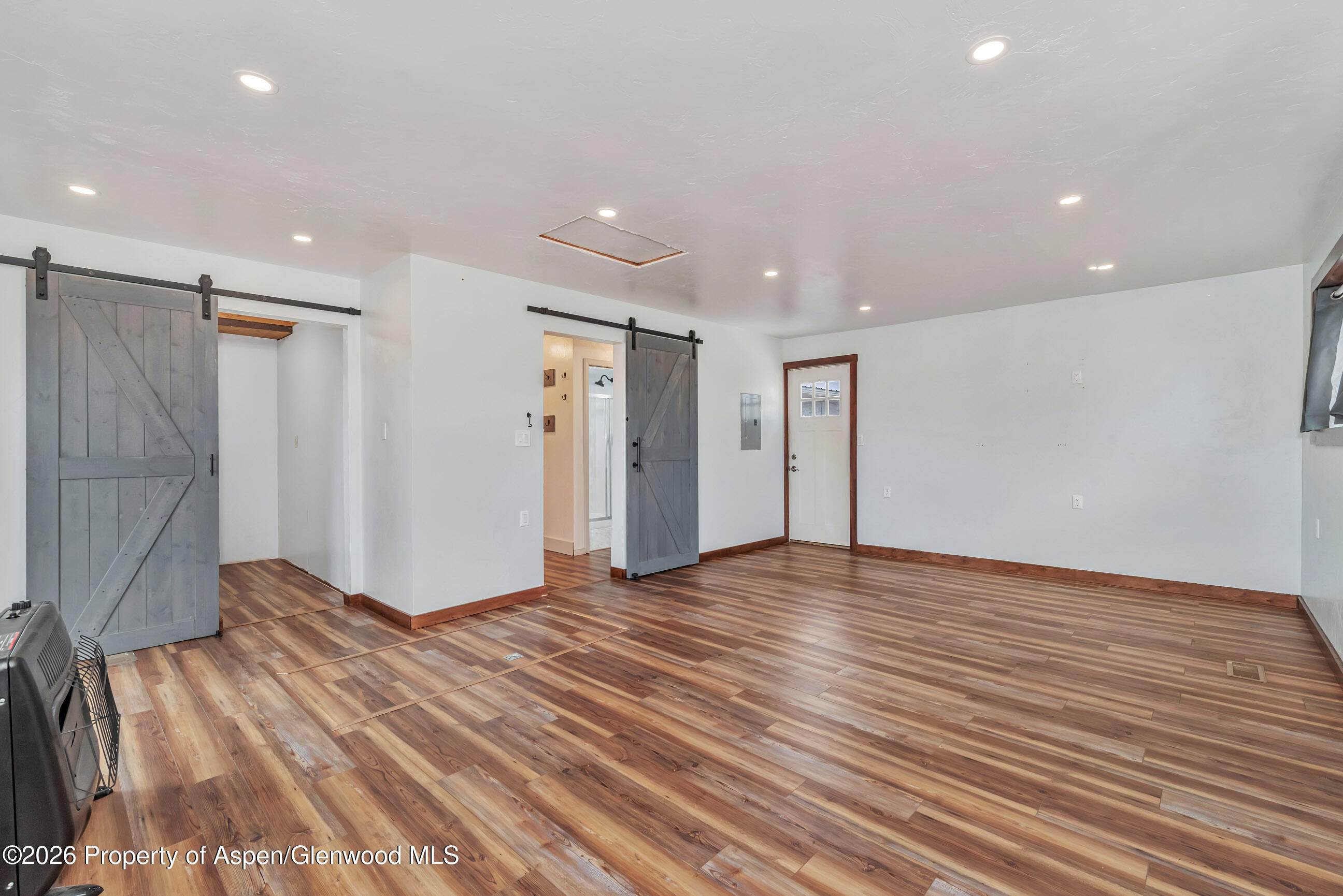 577 Steele Street Property Photo 23