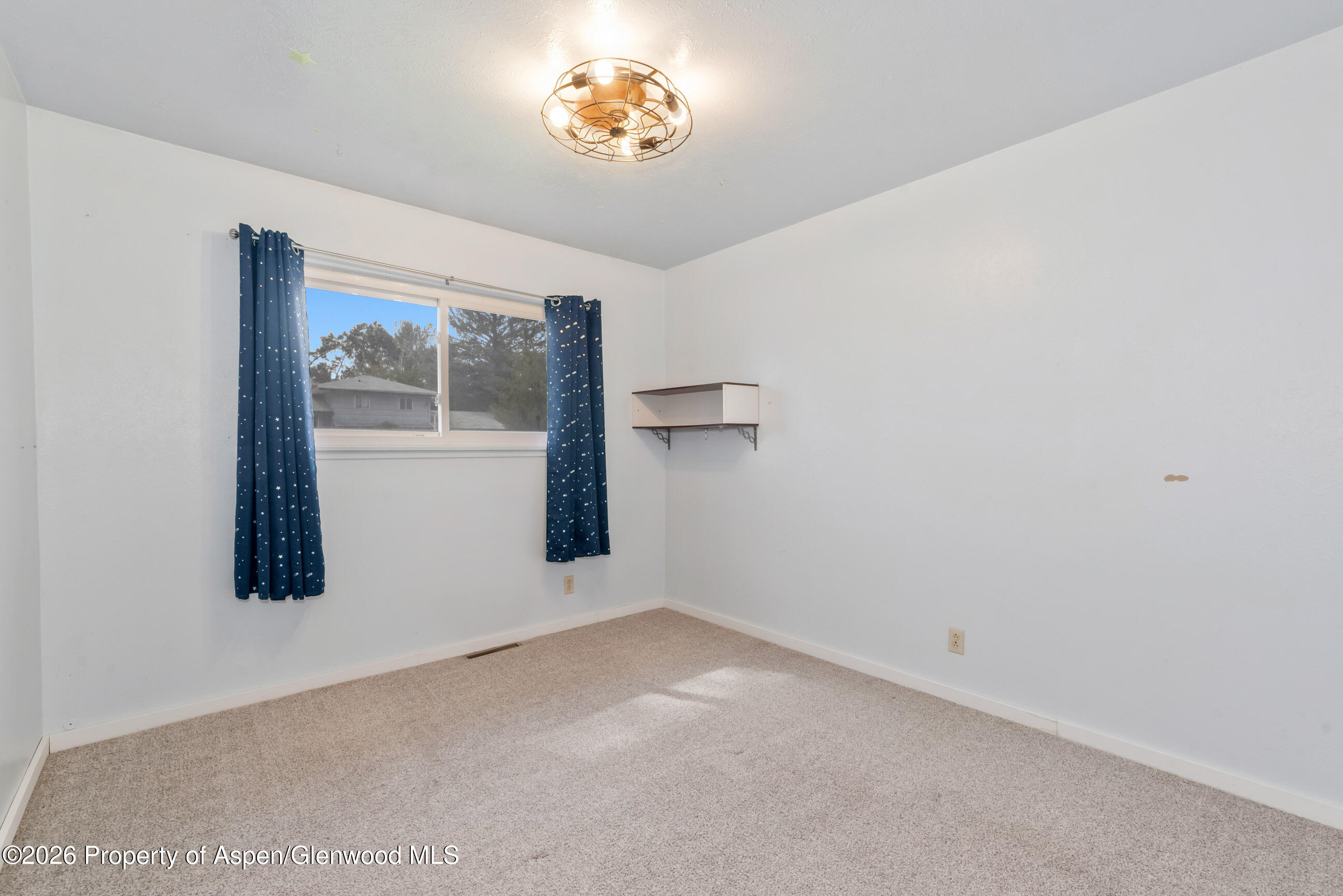 577 Steele Street Property Photo 36