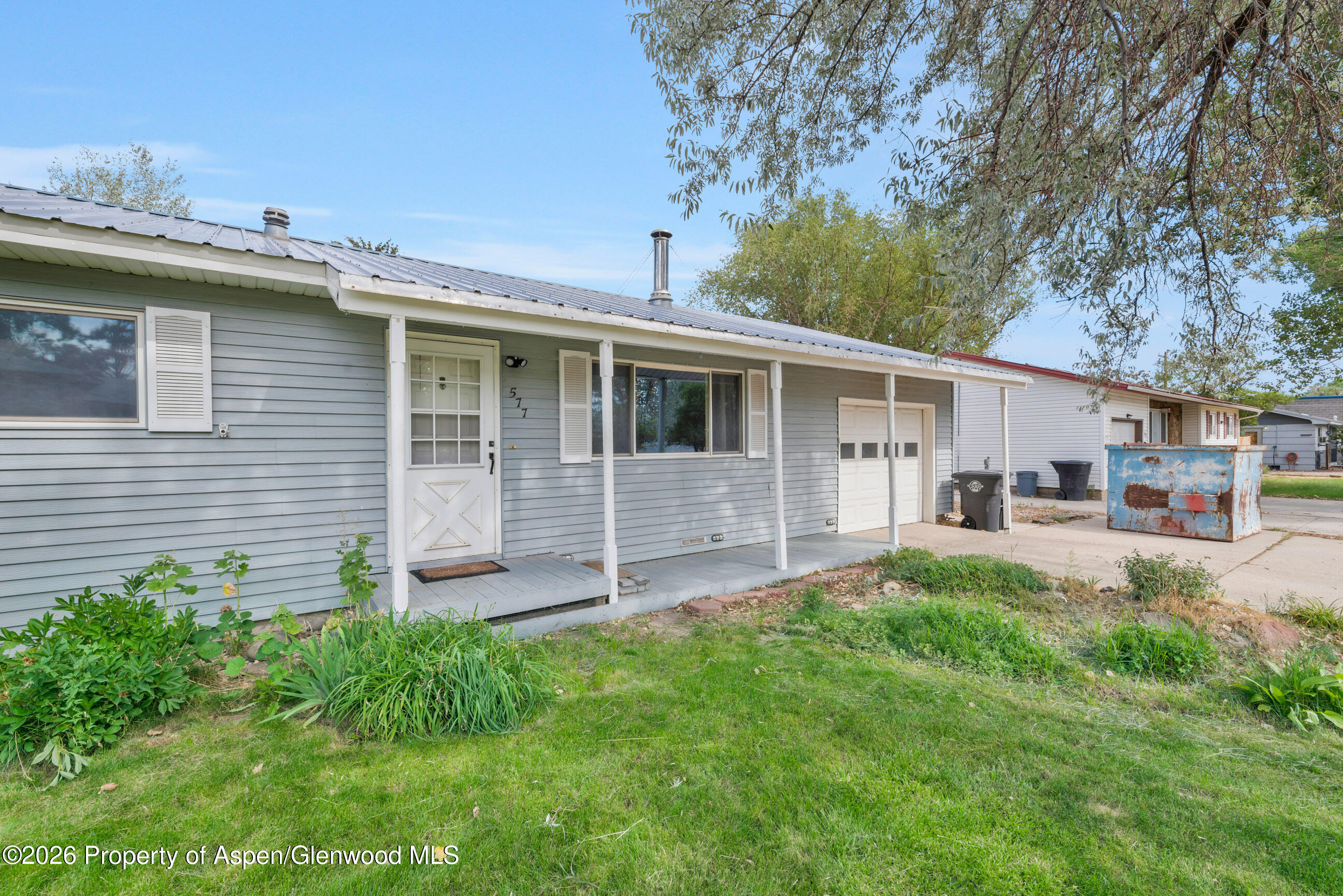 577 Steele Street Property Photo 40