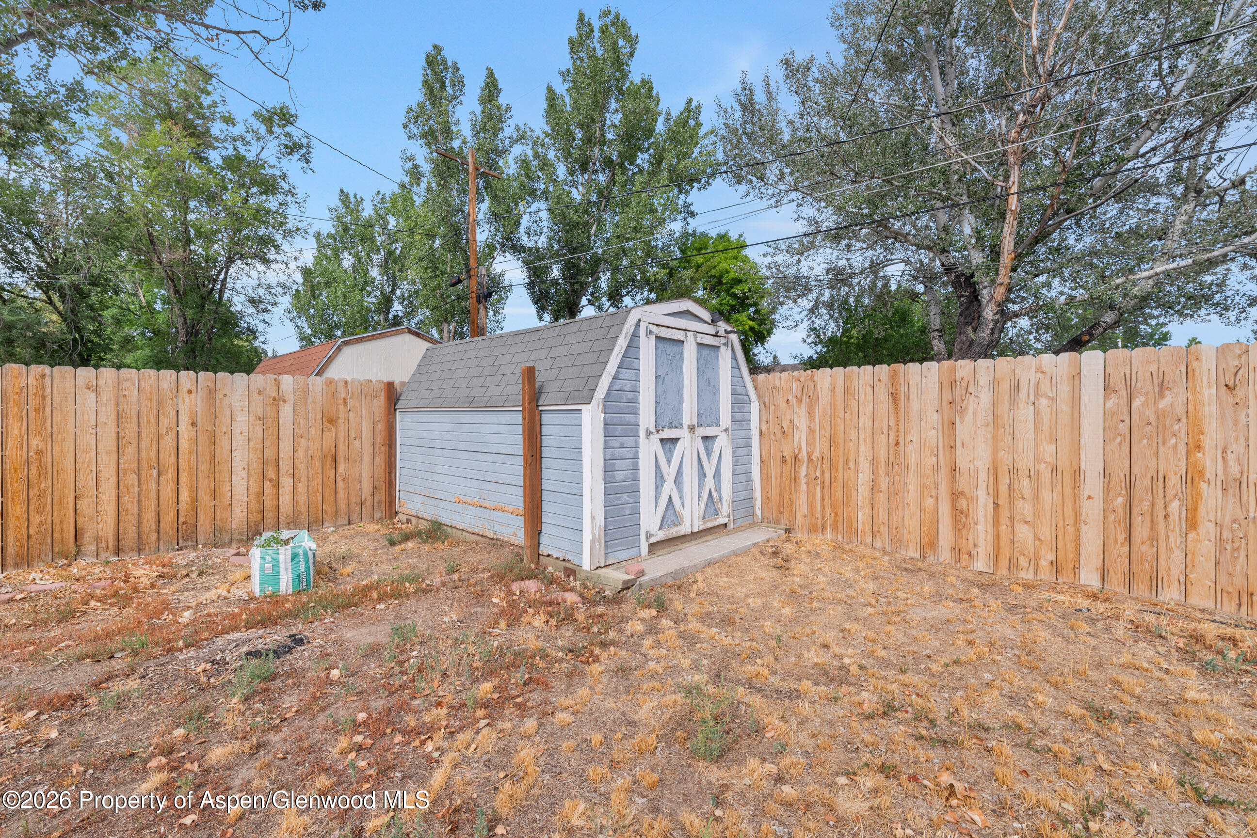 577 Steele Street Property Photo 43