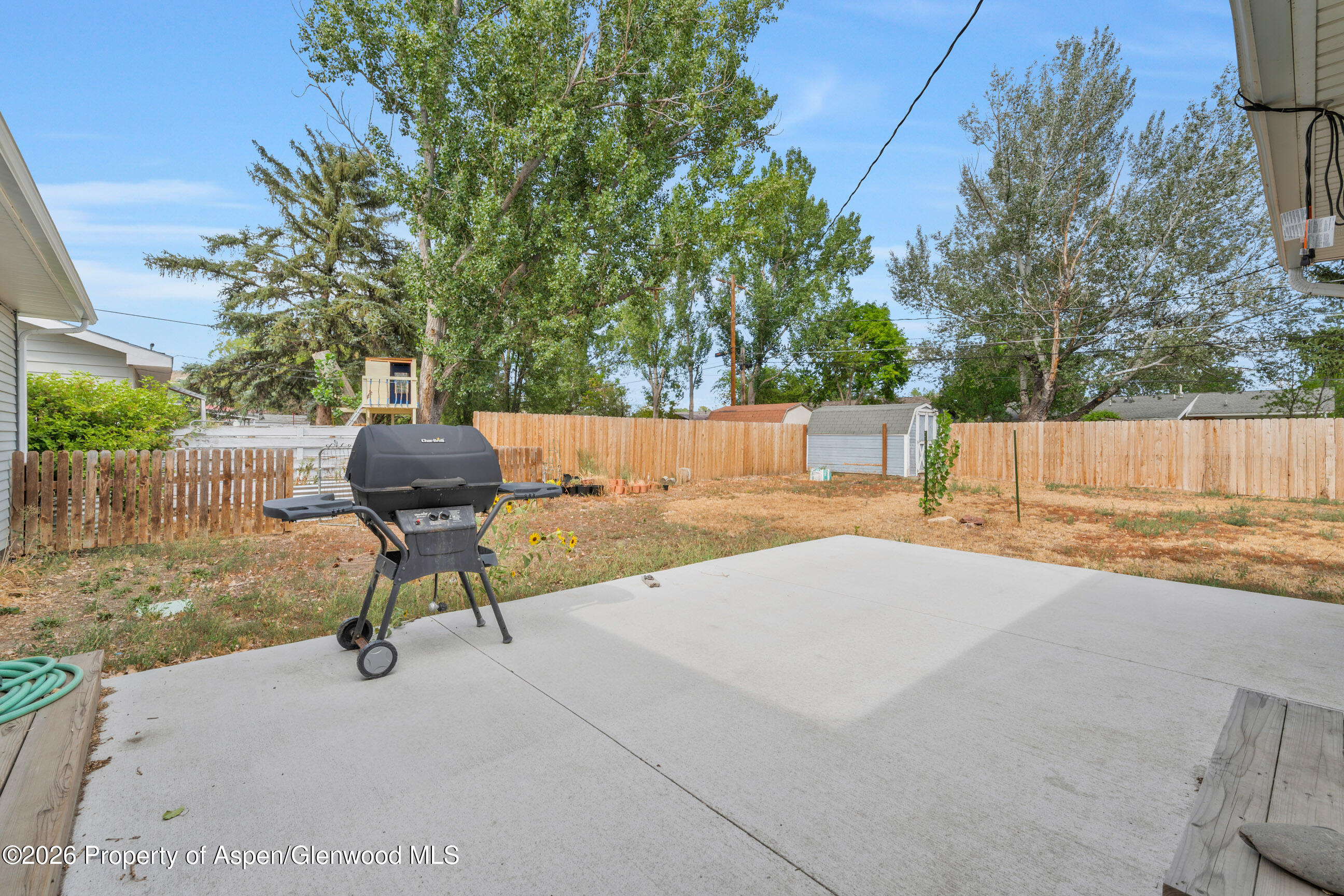 577 Steele Street Property Photo 45