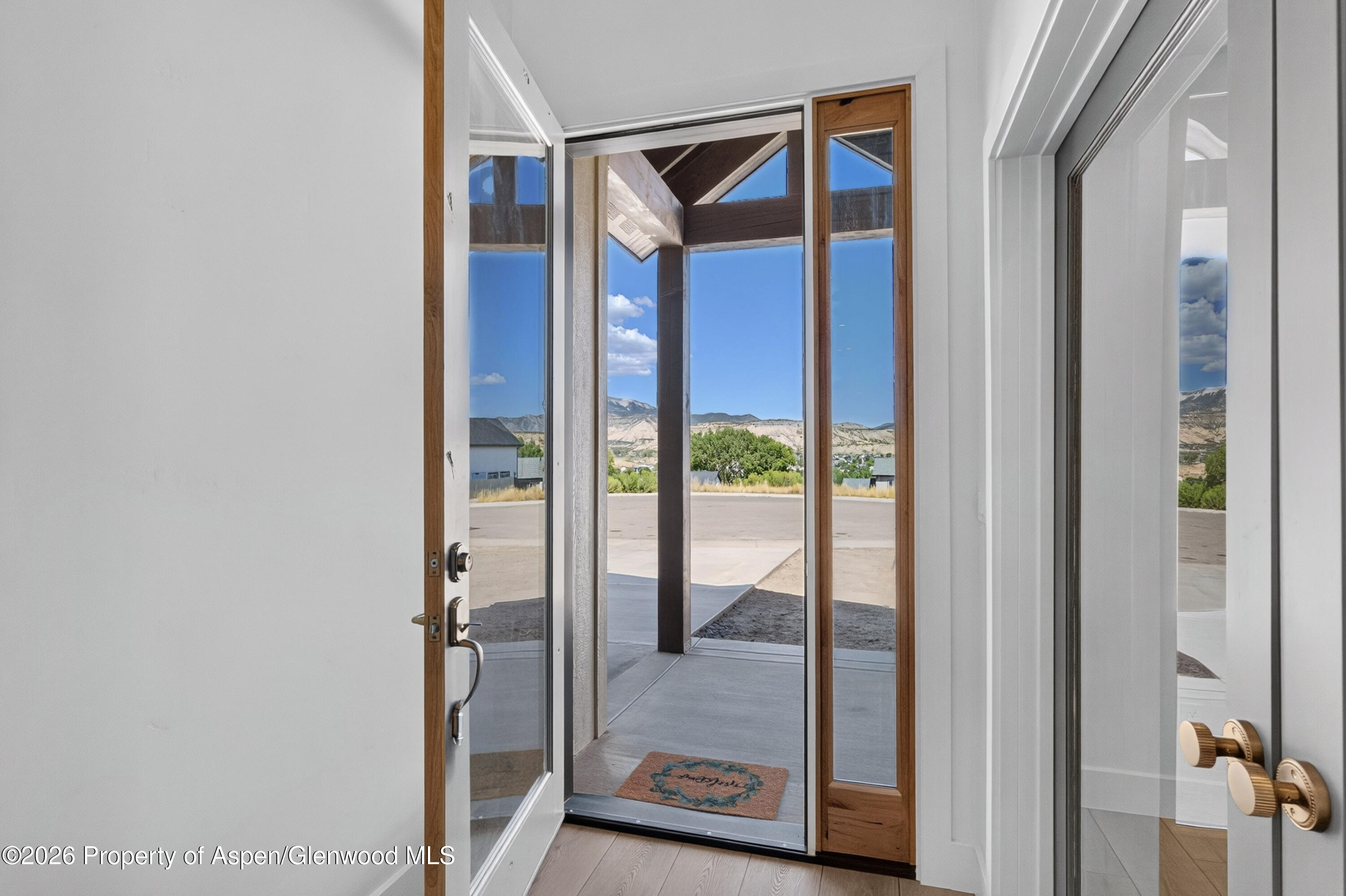 1334 Clover Court Property Photo 3