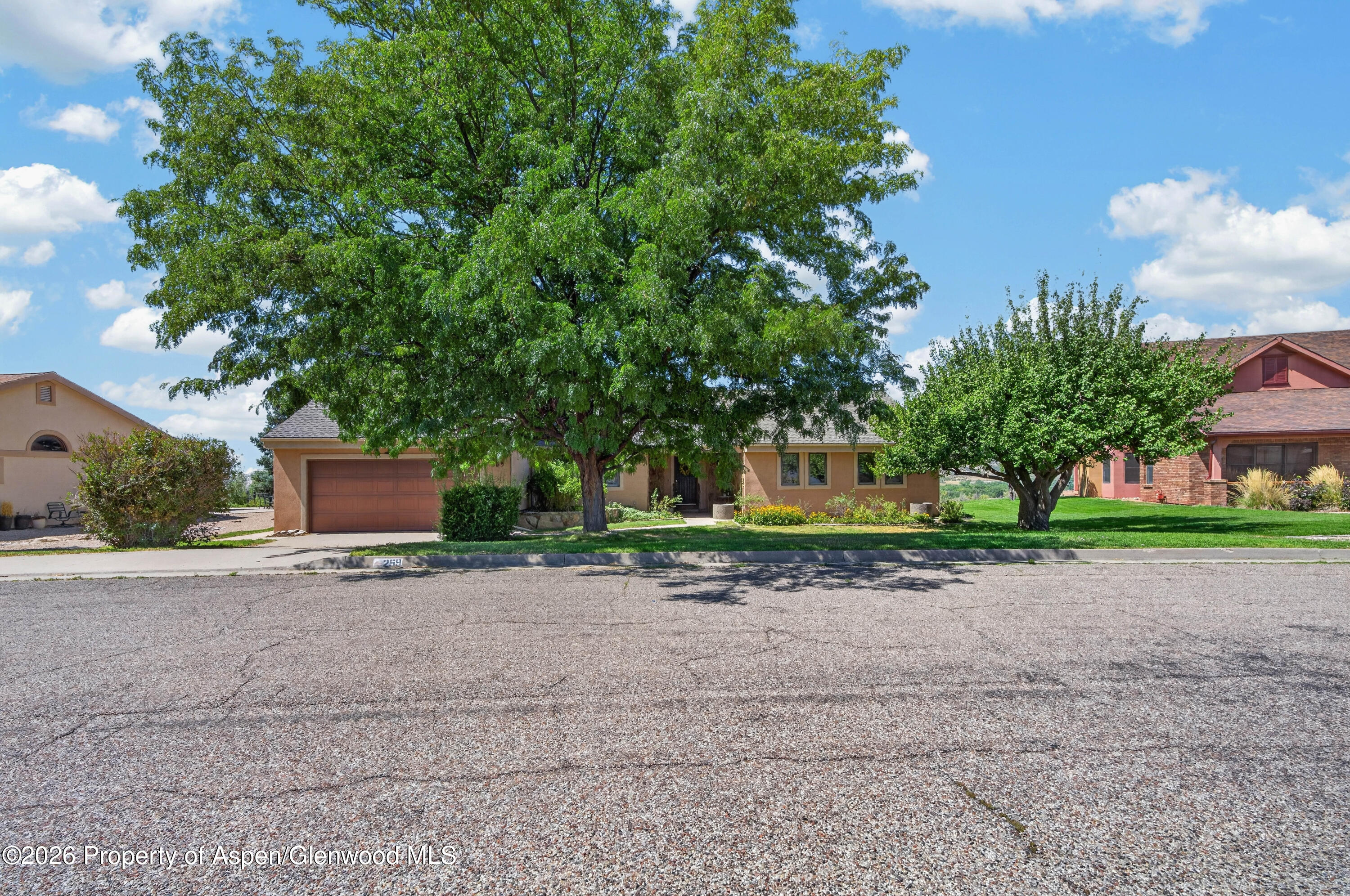259 Willow Creek Trail Property Photo 36