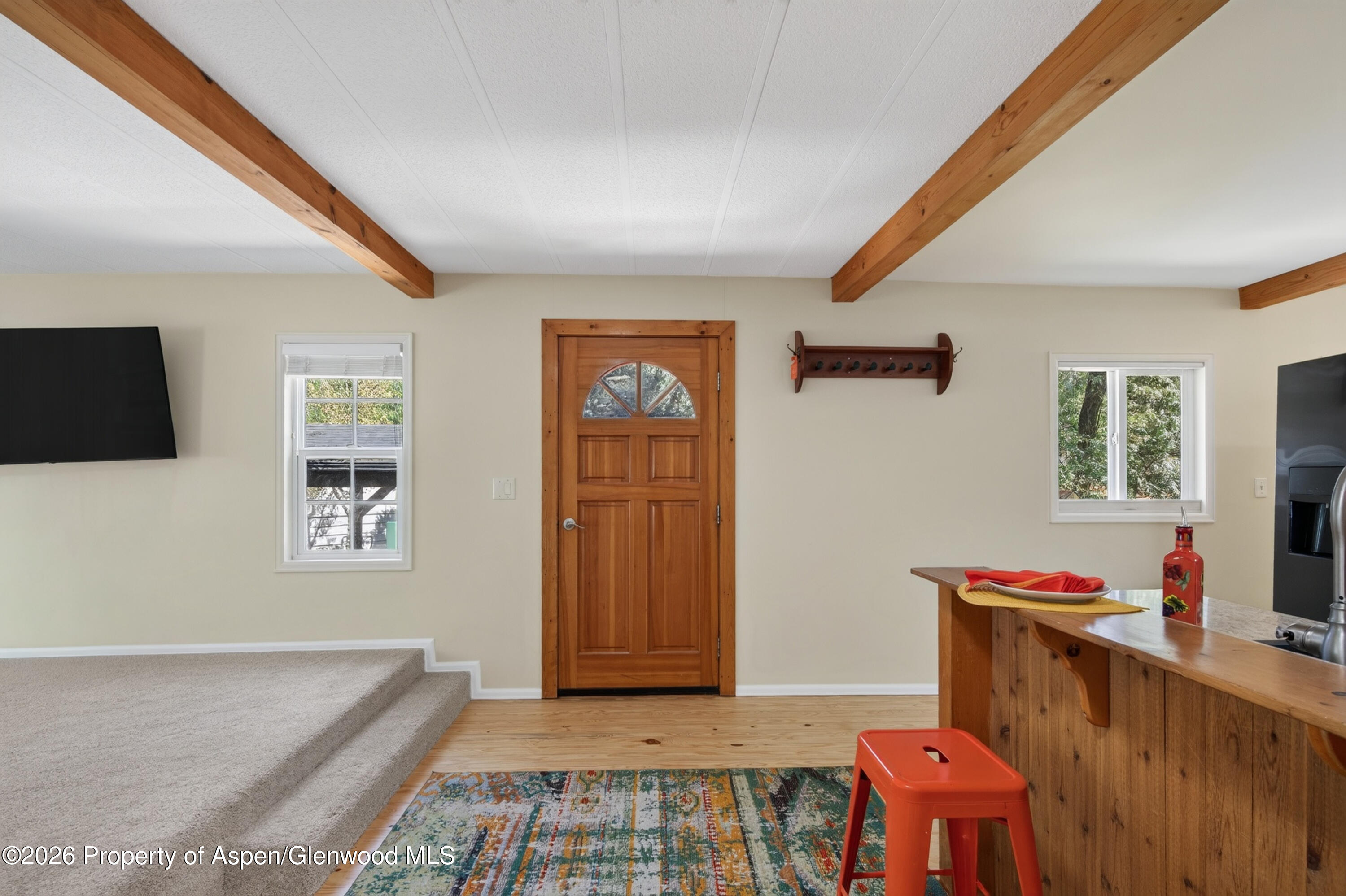 49 Grey Wolf Property Photo 5