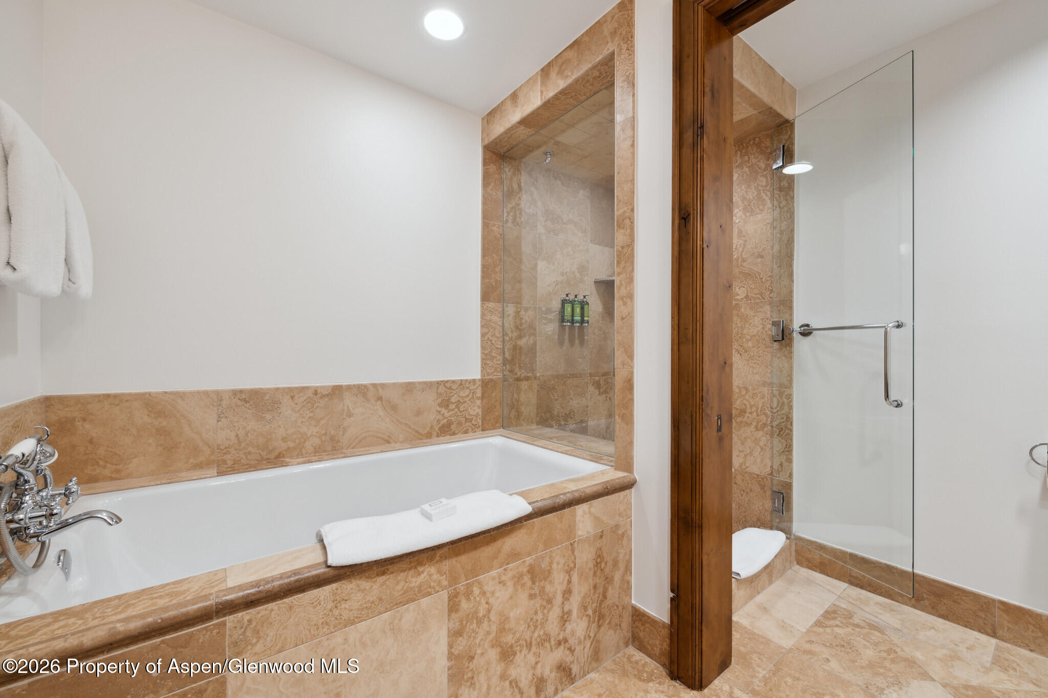 415 E Dean St, Unit 12 Property Photo 22