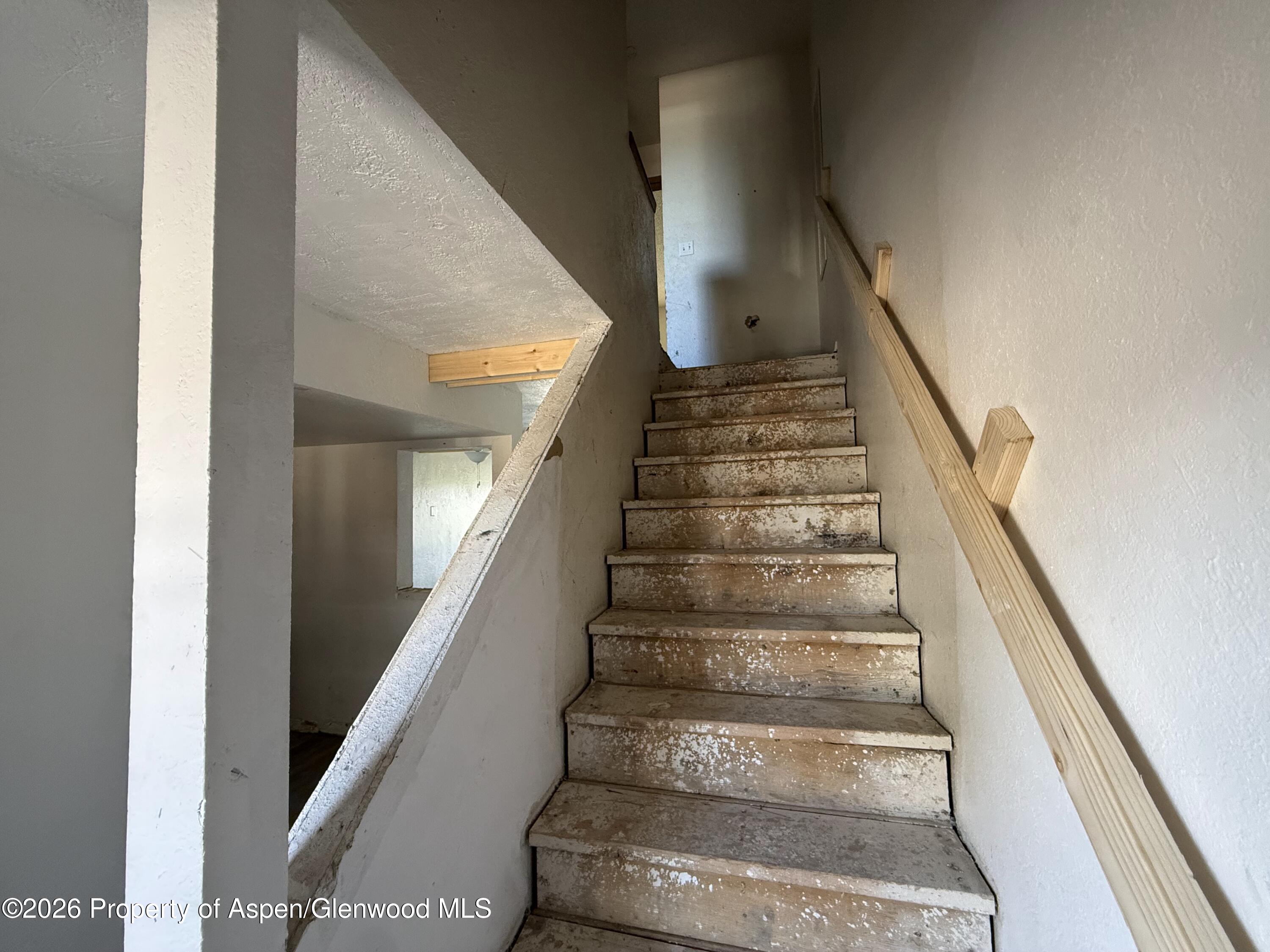 1030 E 7th Street Property Photo 12