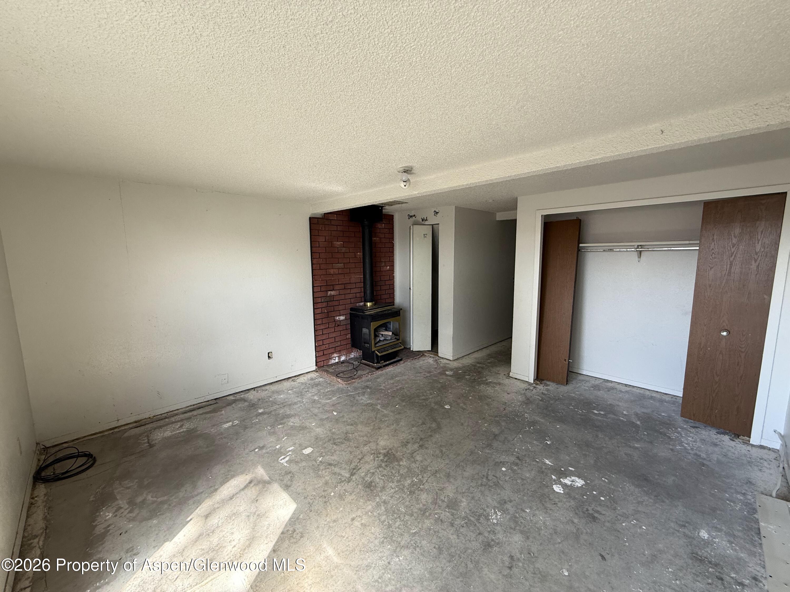1030 E 7th Street Property Photo 14