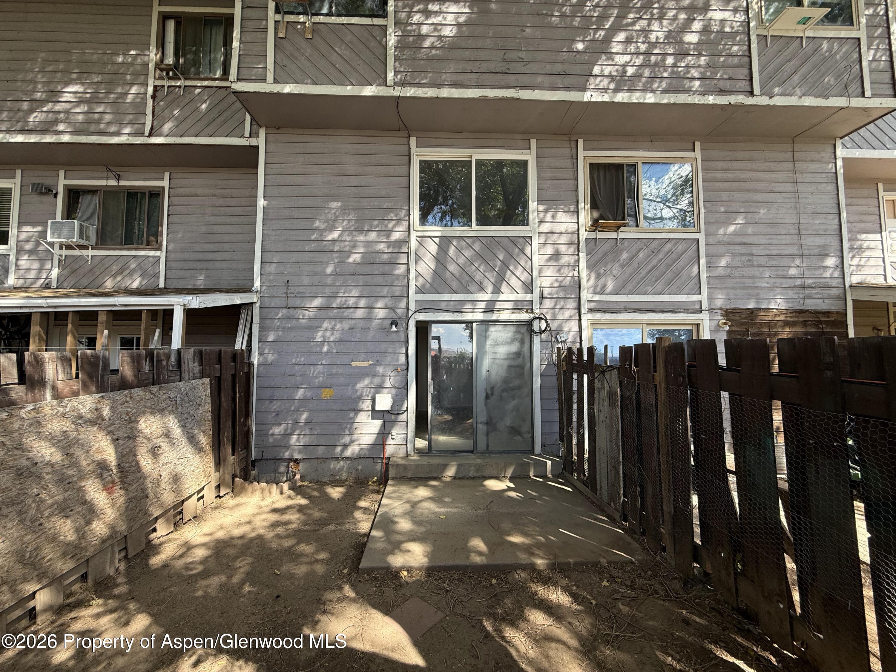 1030 E 7th Street Property Photo 18