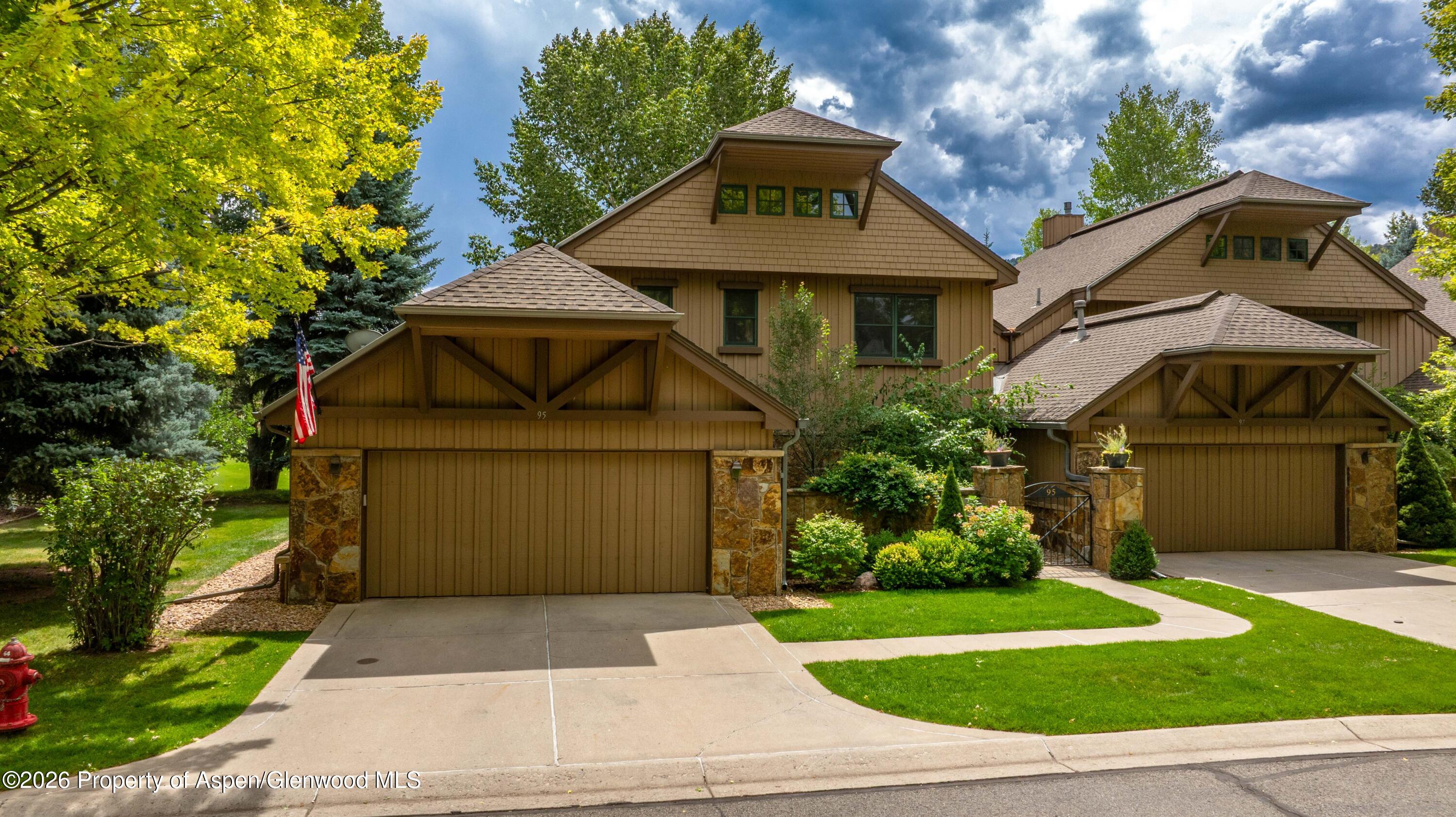 95 Golden Bear Drive Property Photo 3