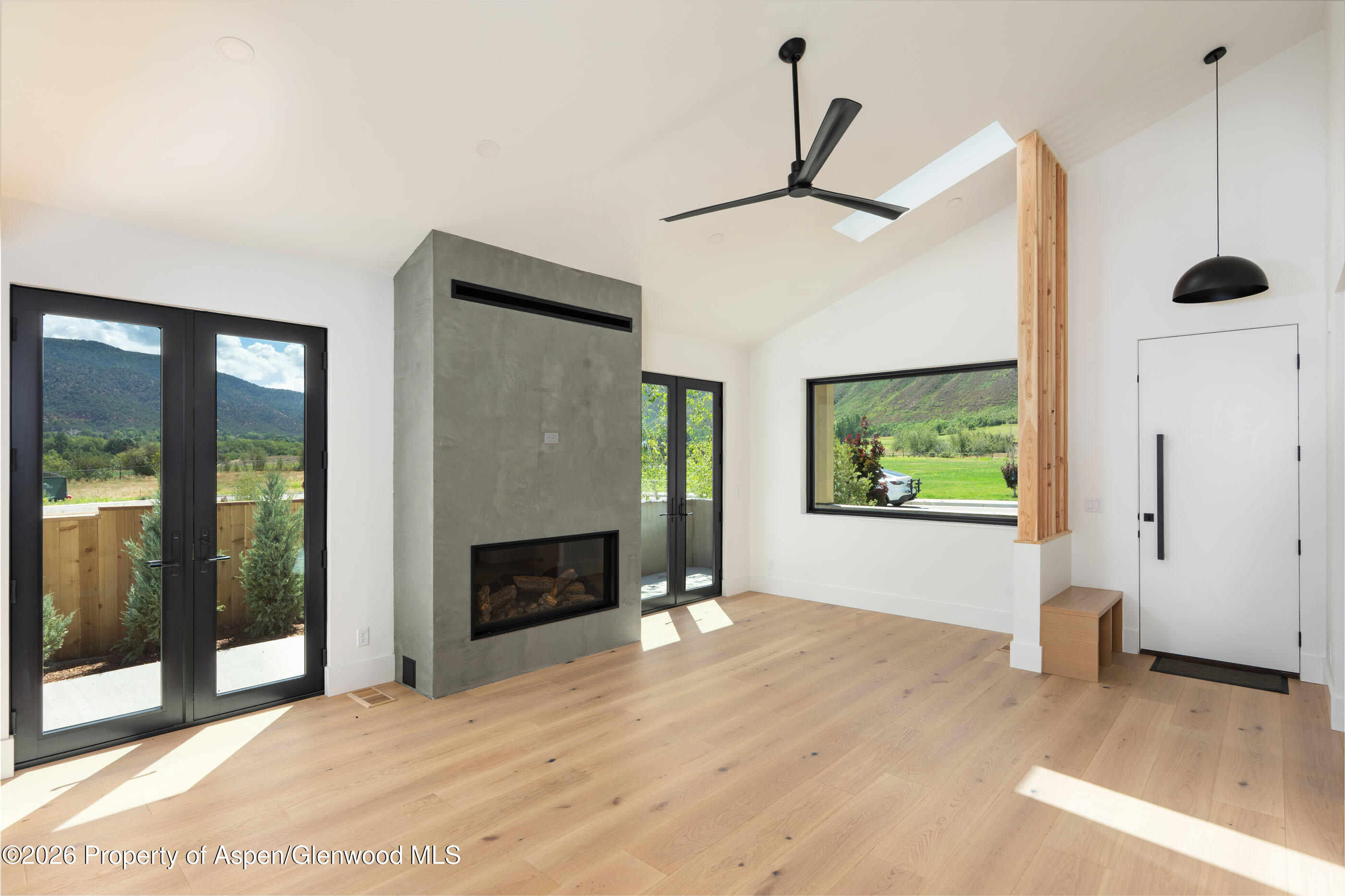428 Amesbury Drive Property Photo 3