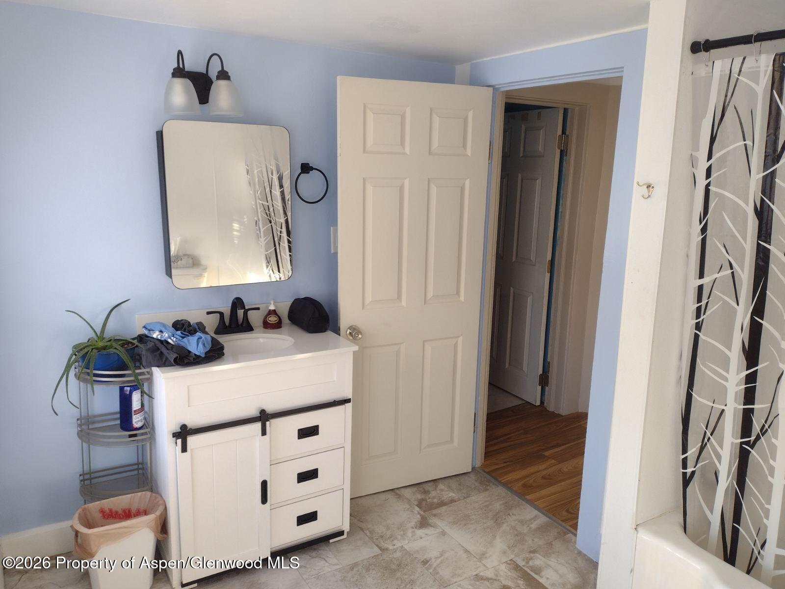 421 School Street 5 Property Photo 4