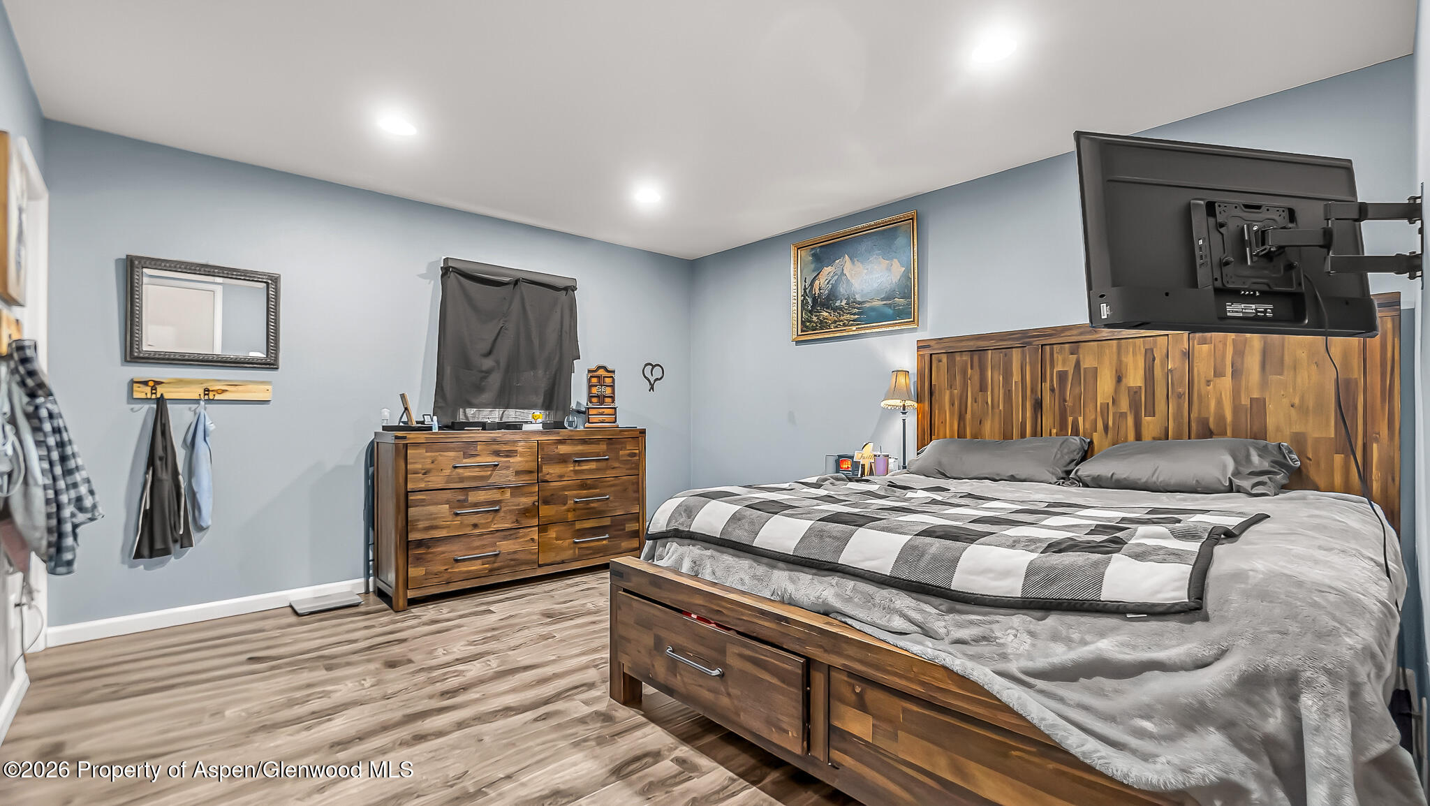 1266 Crest Drive Property Photo 12