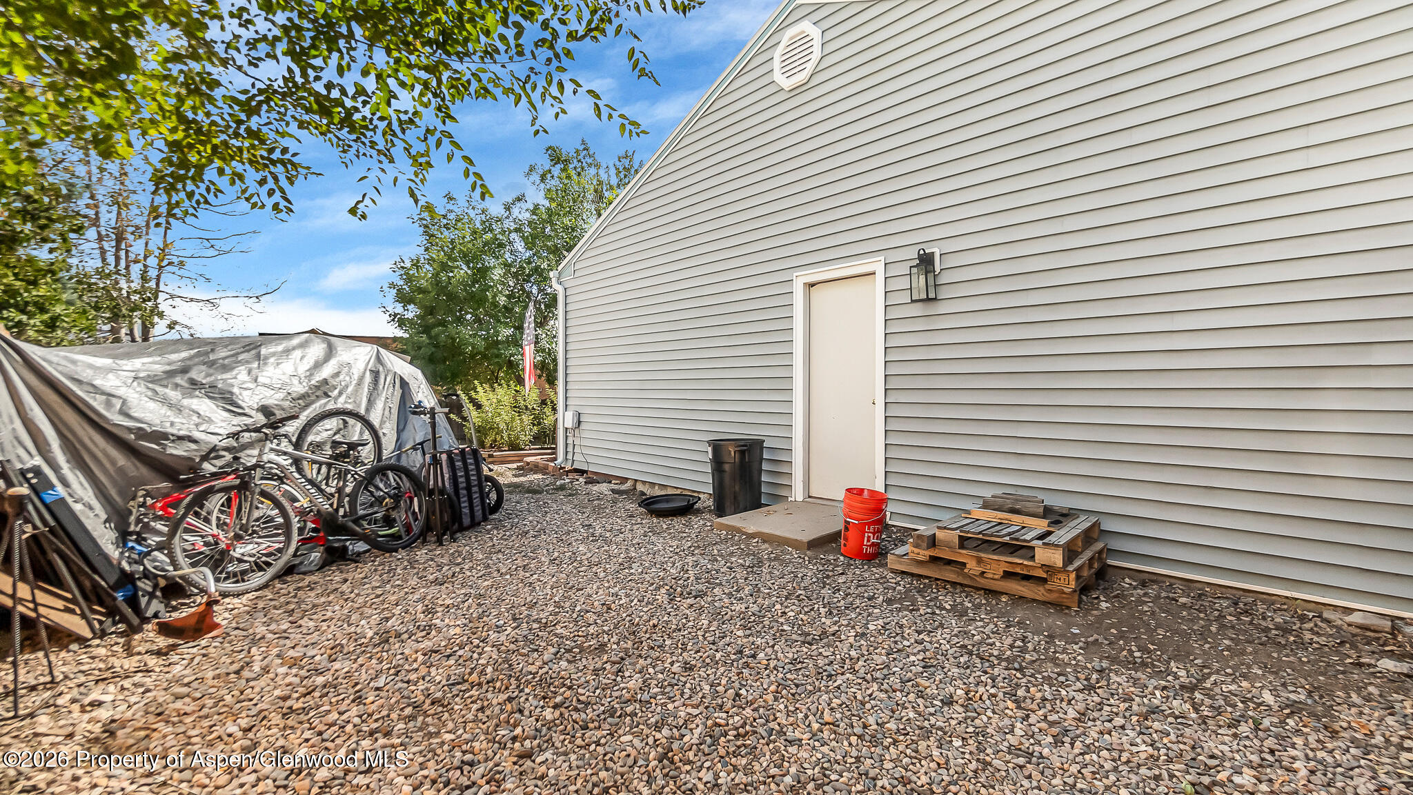 1266 Crest Drive Property Photo 29
