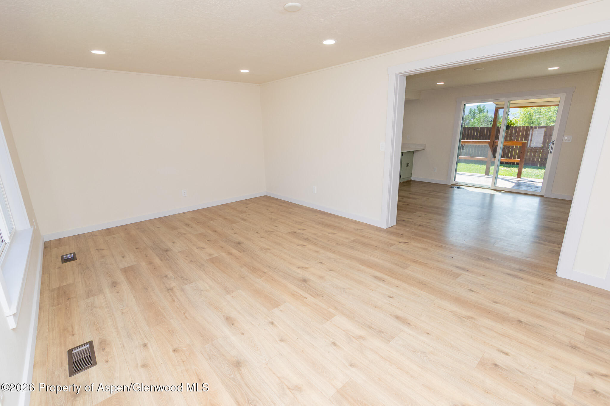 570 Larry Lane Property Photo 2