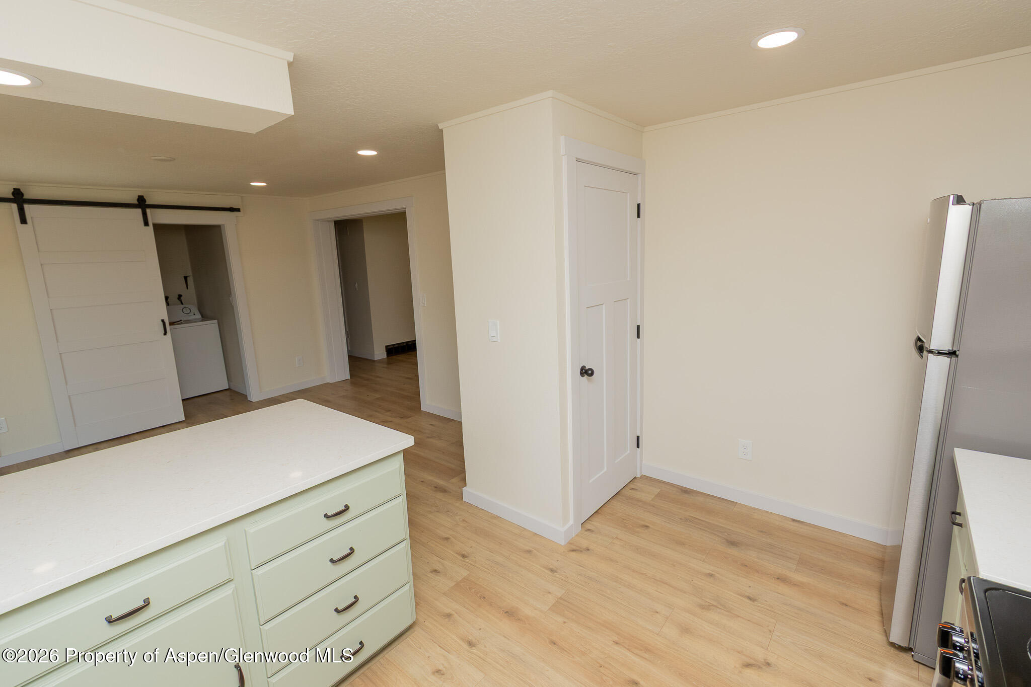 570 Larry Lane Property Photo 11
