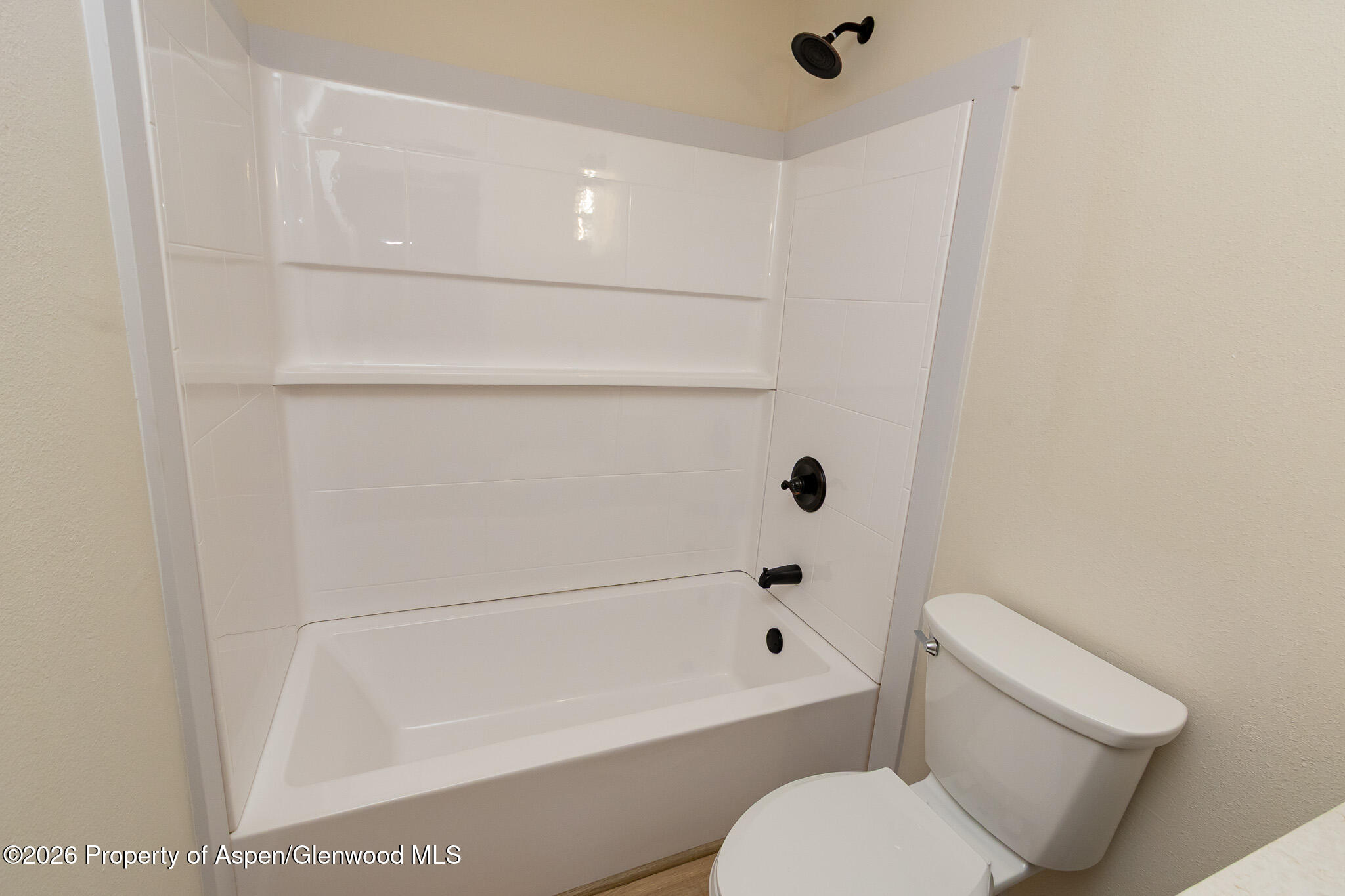 570 Larry Lane Property Photo 19