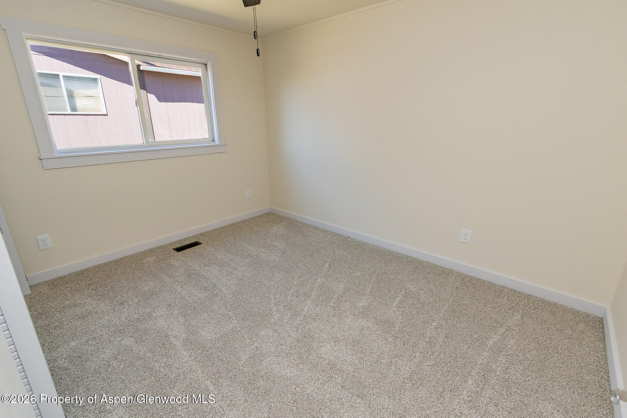 570 Larry Lane Property Photo 20