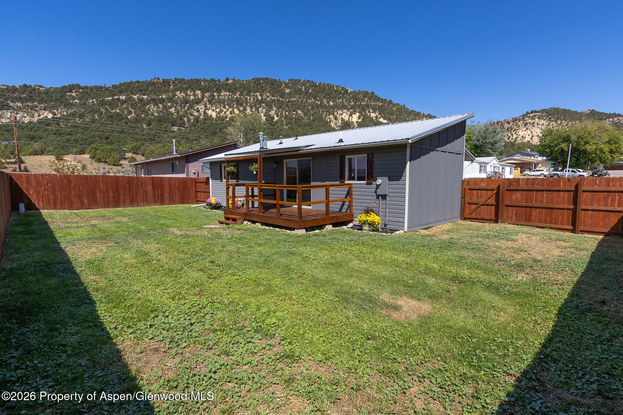 570 Larry Lane Property Photo 30