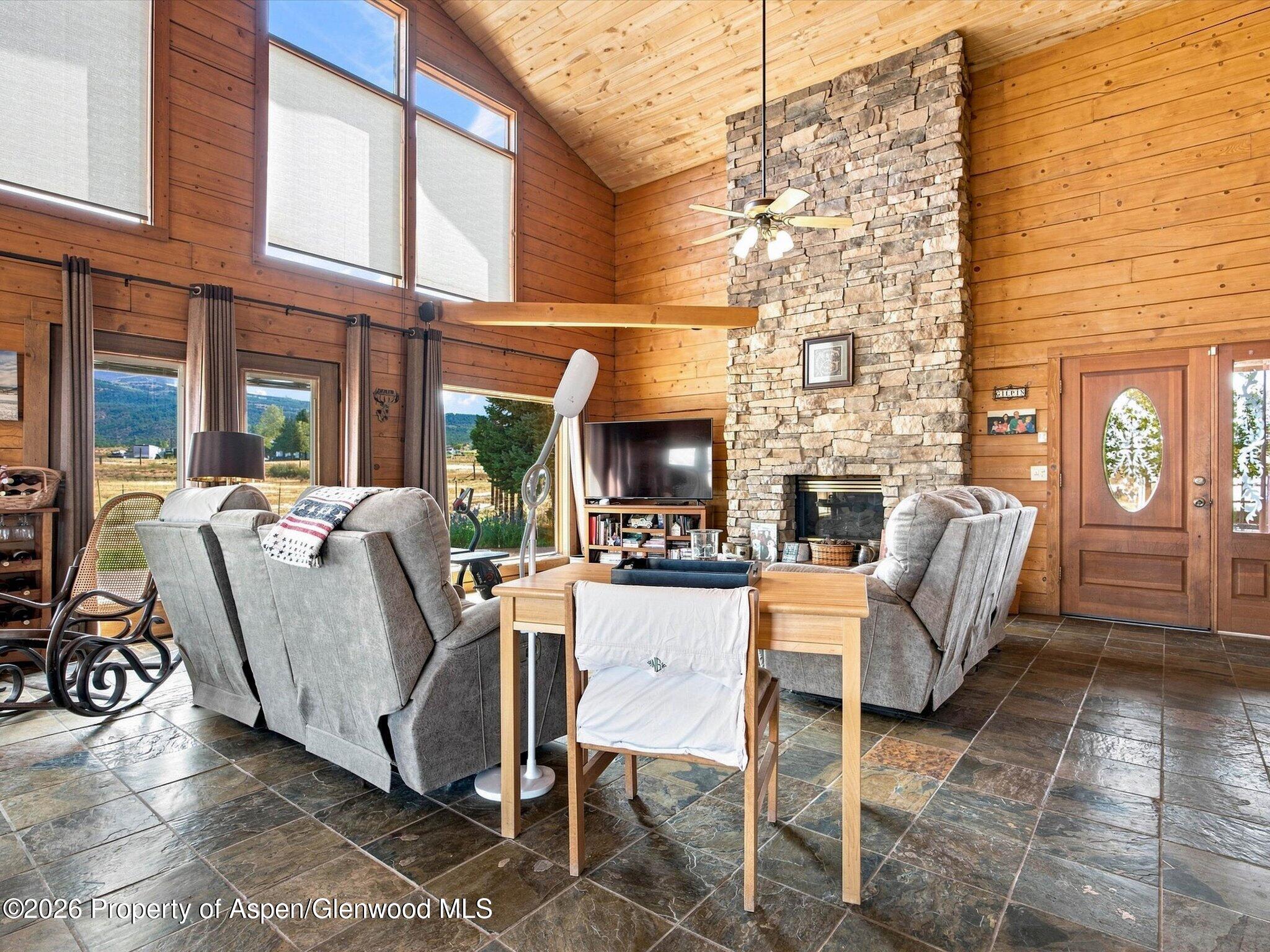 2103 County Road 321 Property Photo 11