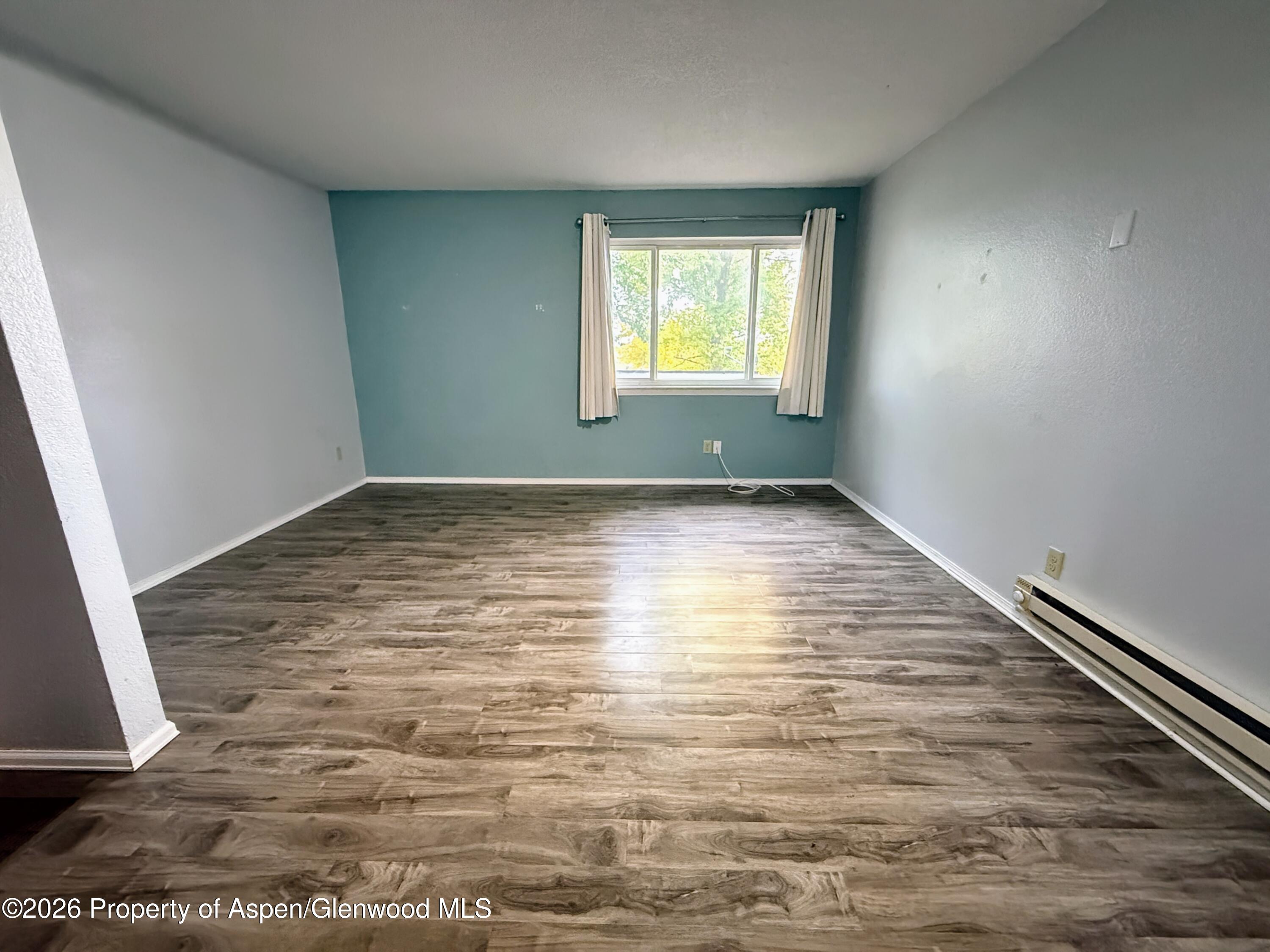 1012 E 7th Street Property Photo 2