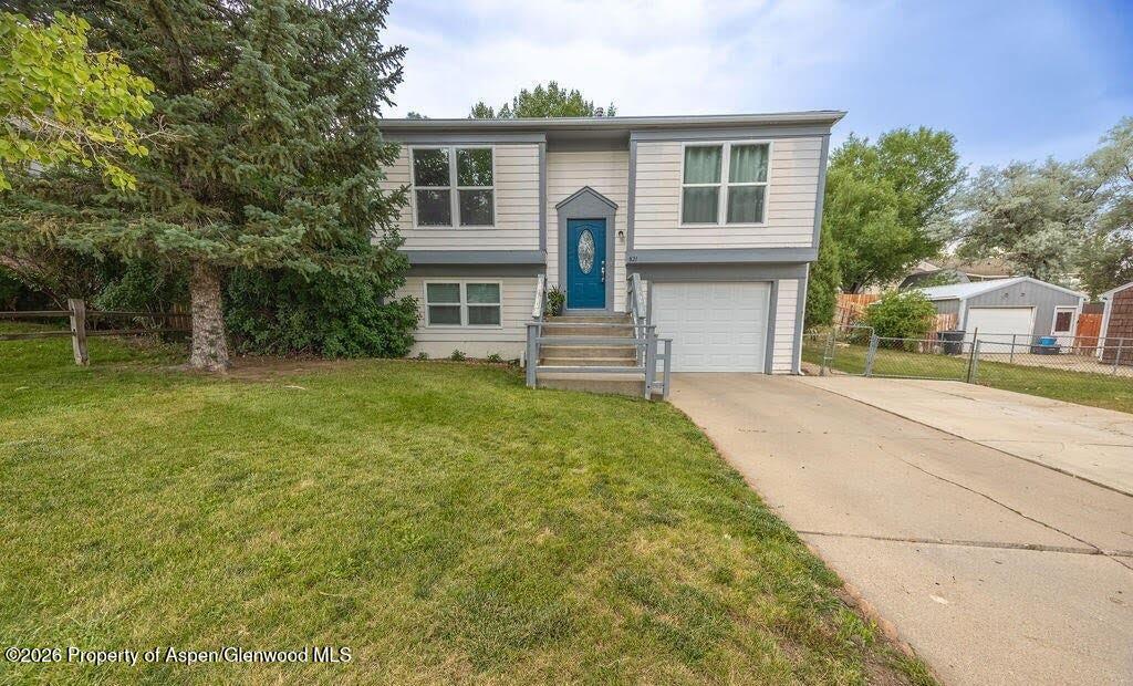 821 Exmoor Road Property Photo 1