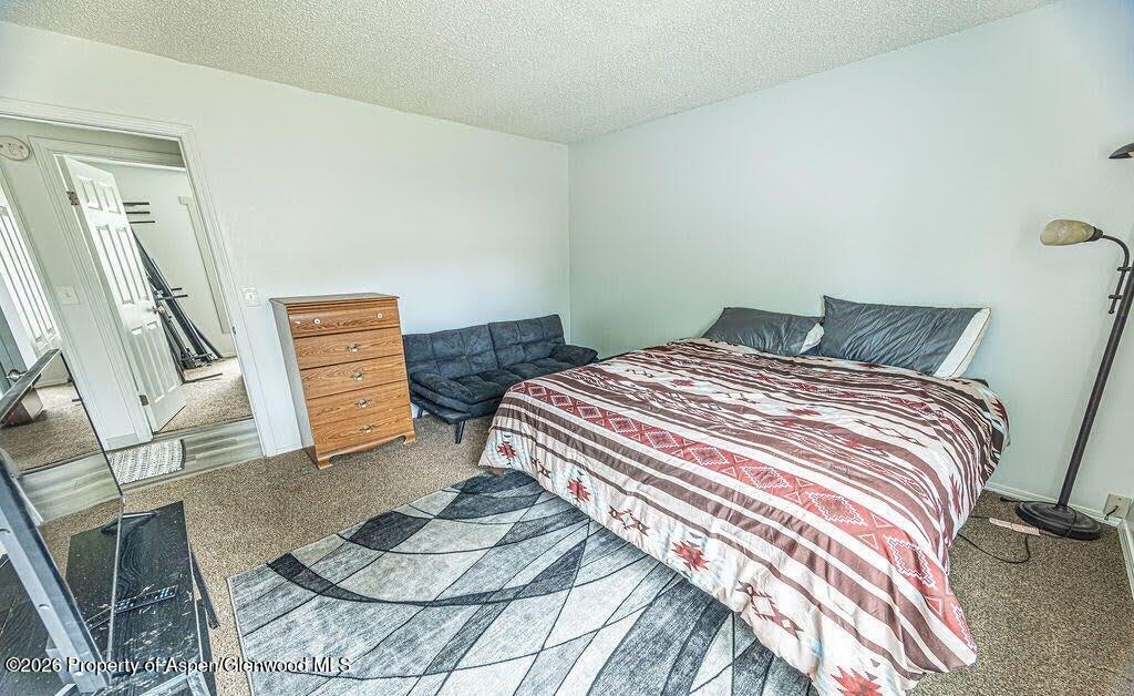 821 Exmoor Road Property Photo 6
