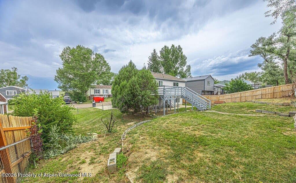 821 Exmoor Road Property Photo 14