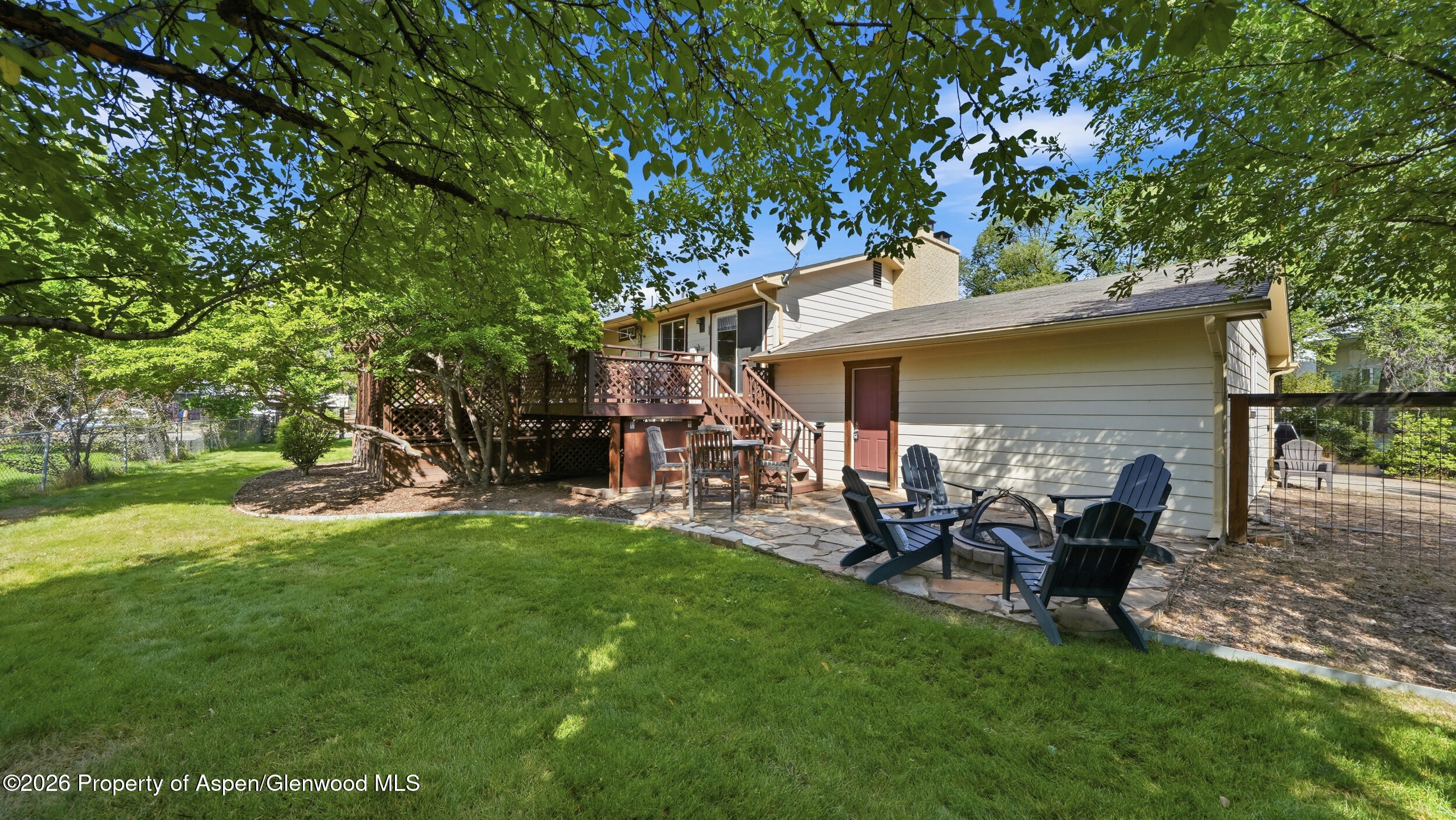 80 Maroon Pl Property Photo 33