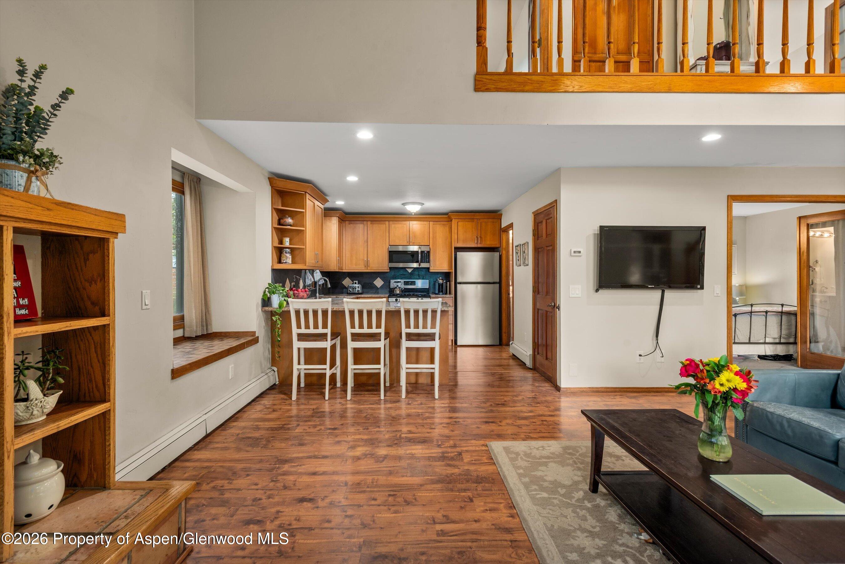 33 Mountain Court Property Photo 10