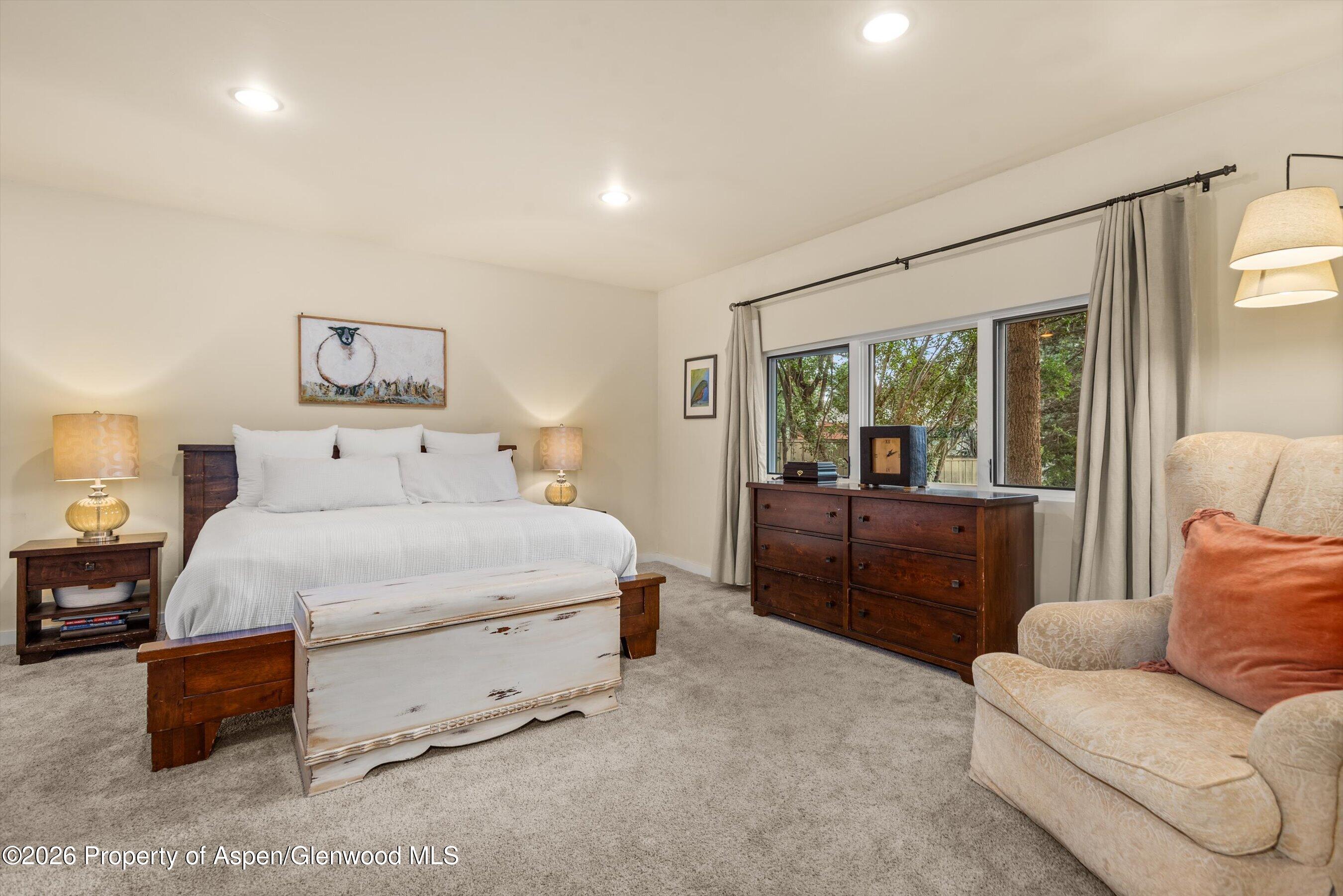 33 Mountain Court Property Photo 14