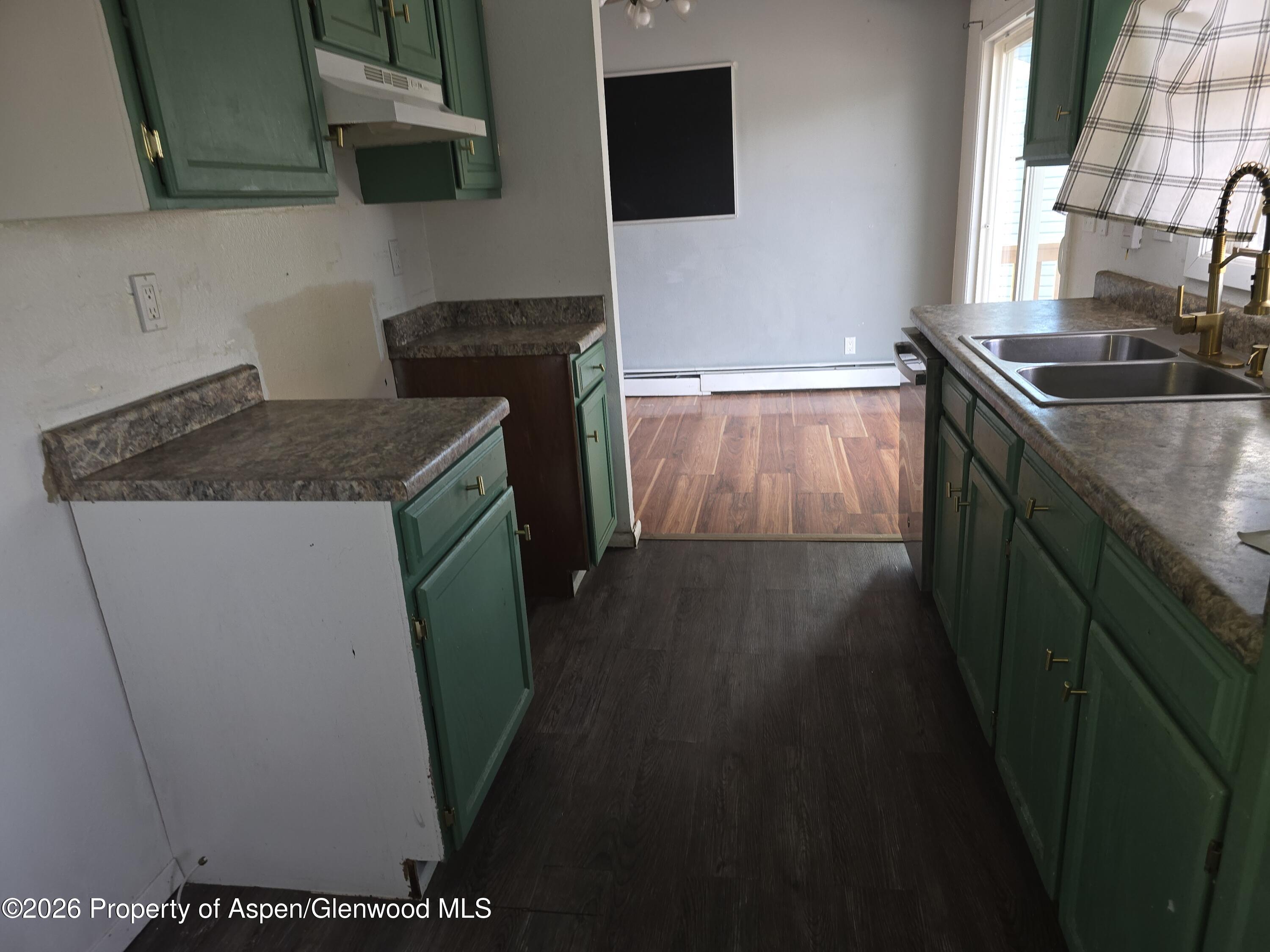 936 Colby Circle Property Photo 6