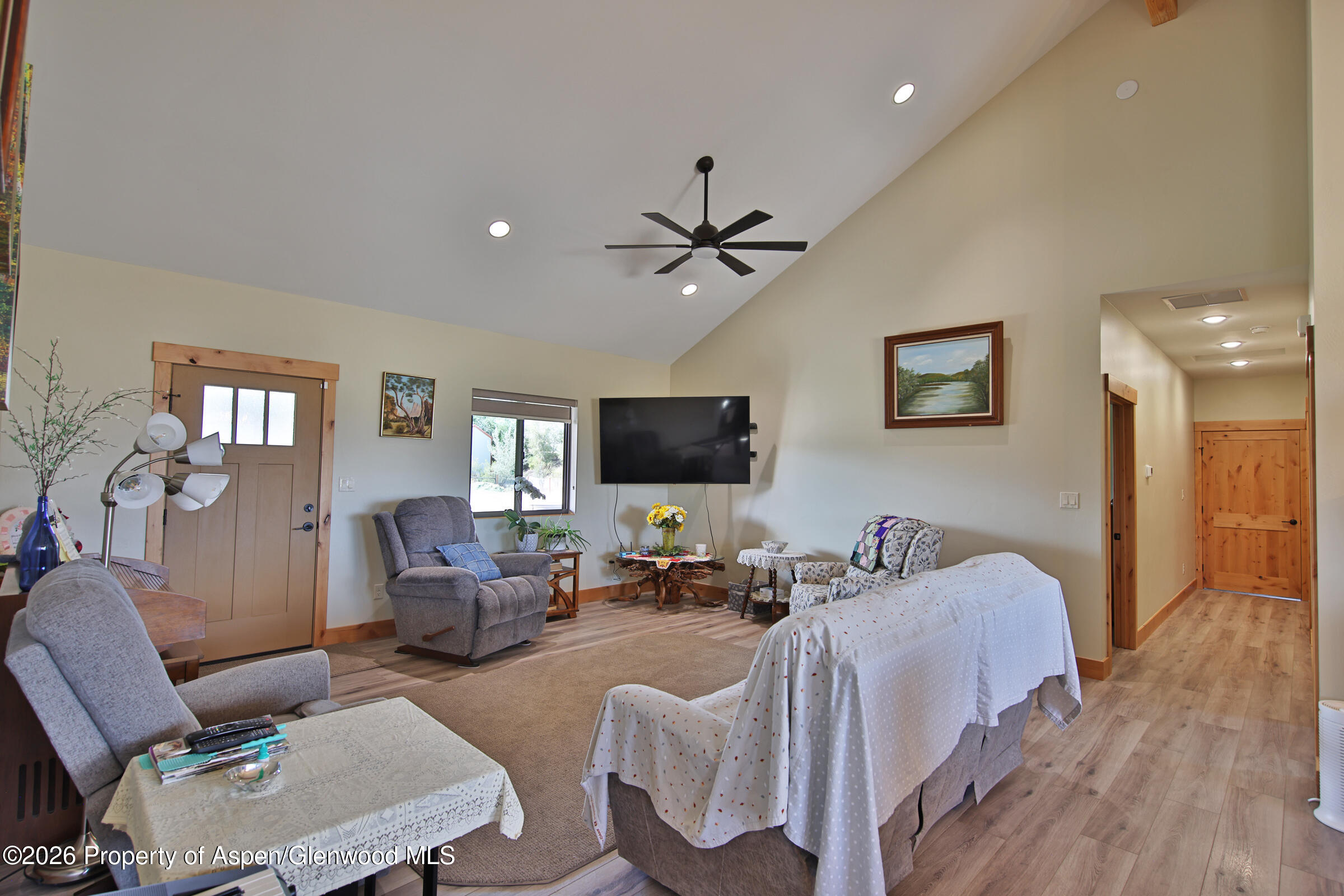 20586 Pearl Court Property Photo 9