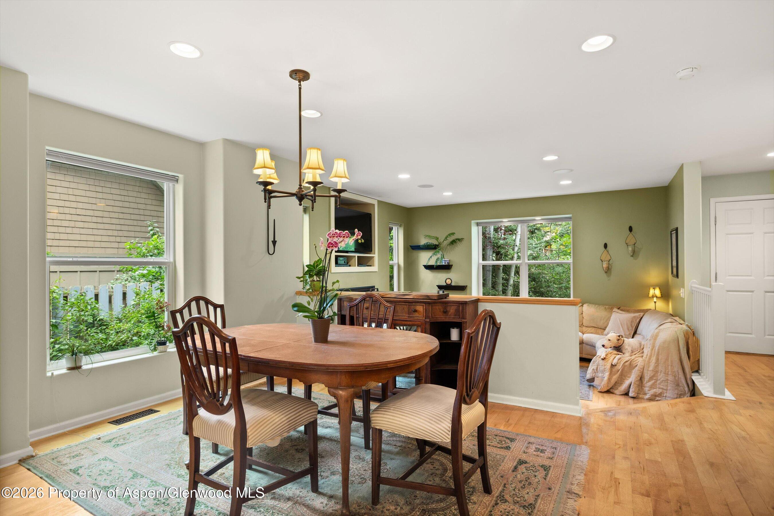 382 Branding Way Property Photo 3