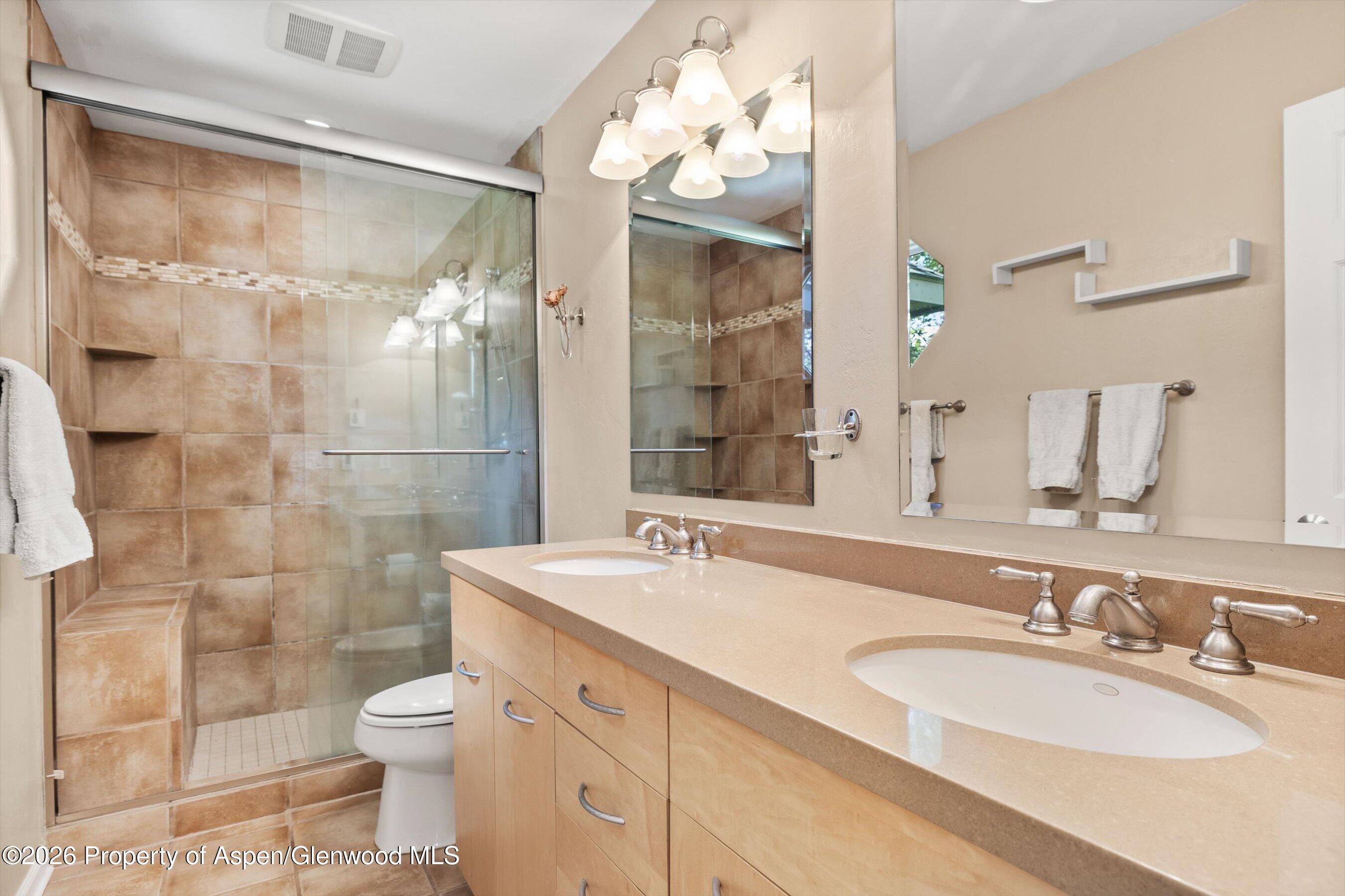 382 Branding Way Property Photo 12