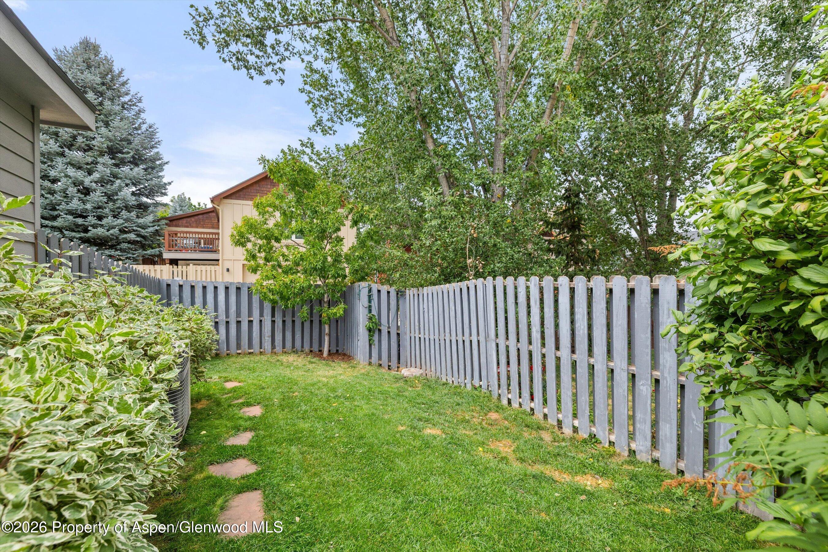382 Branding Way Property Photo 18