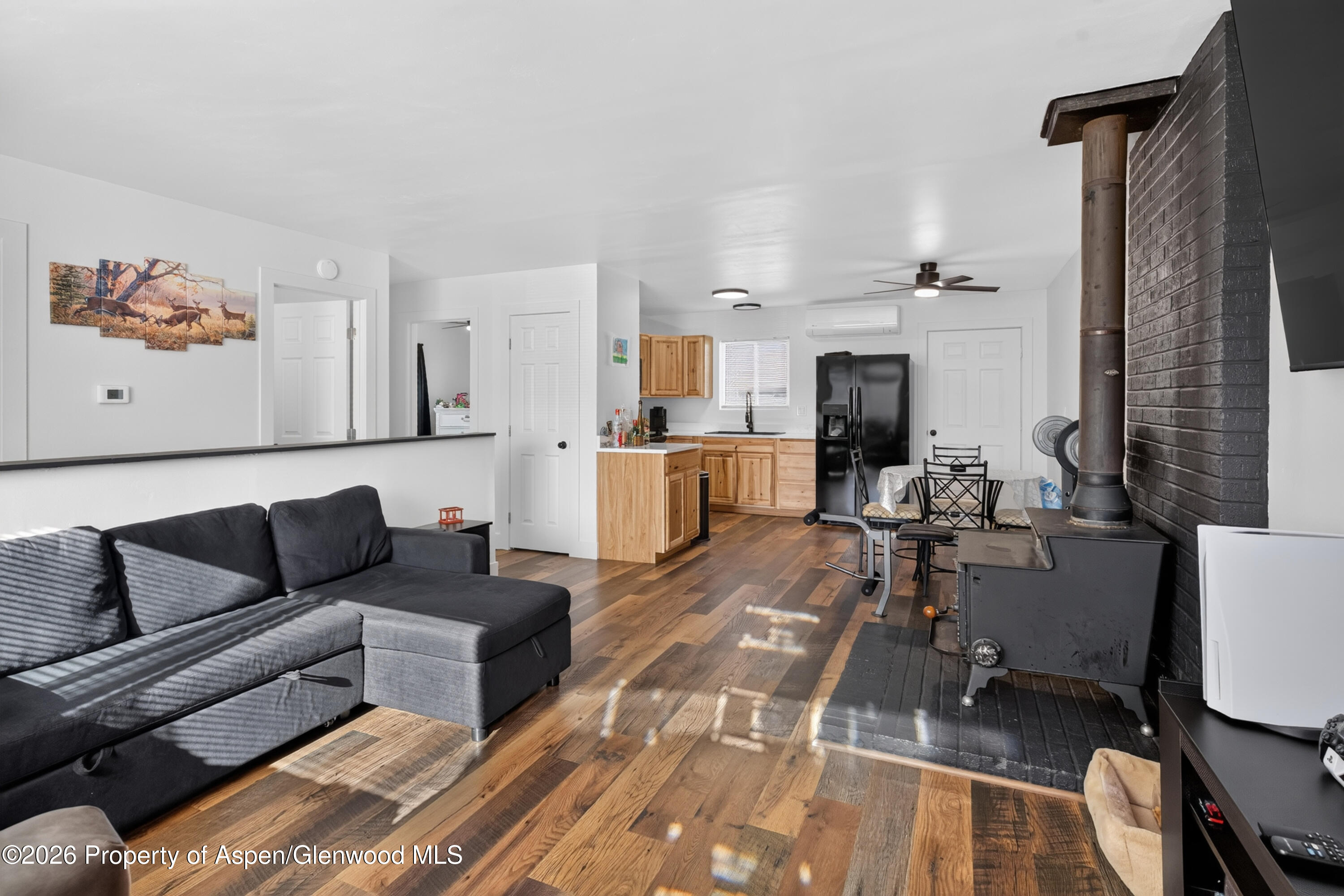 2432 West Avenue Property Photo 3