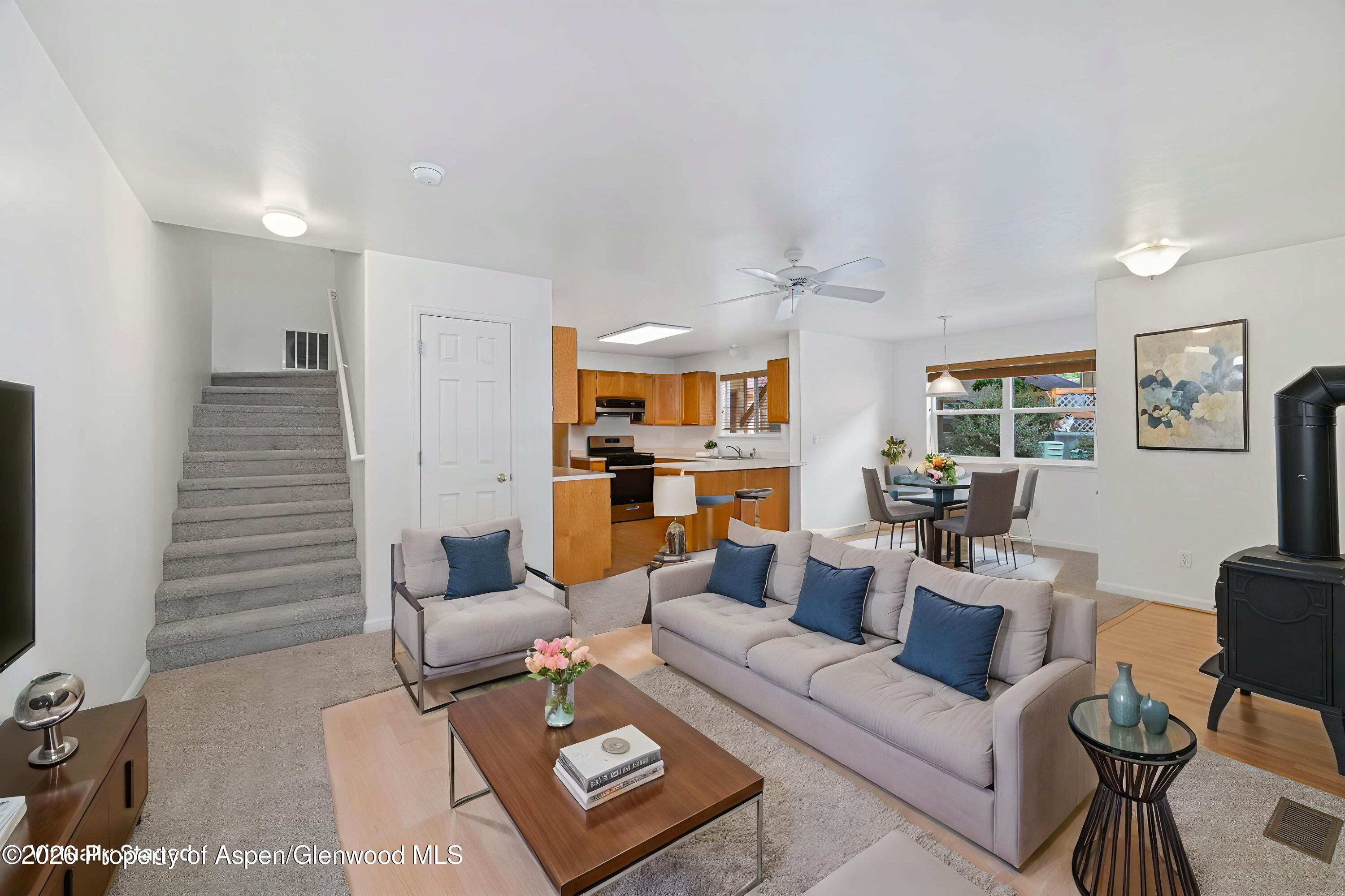 832 Donegan Road Unit B Property Photo 4