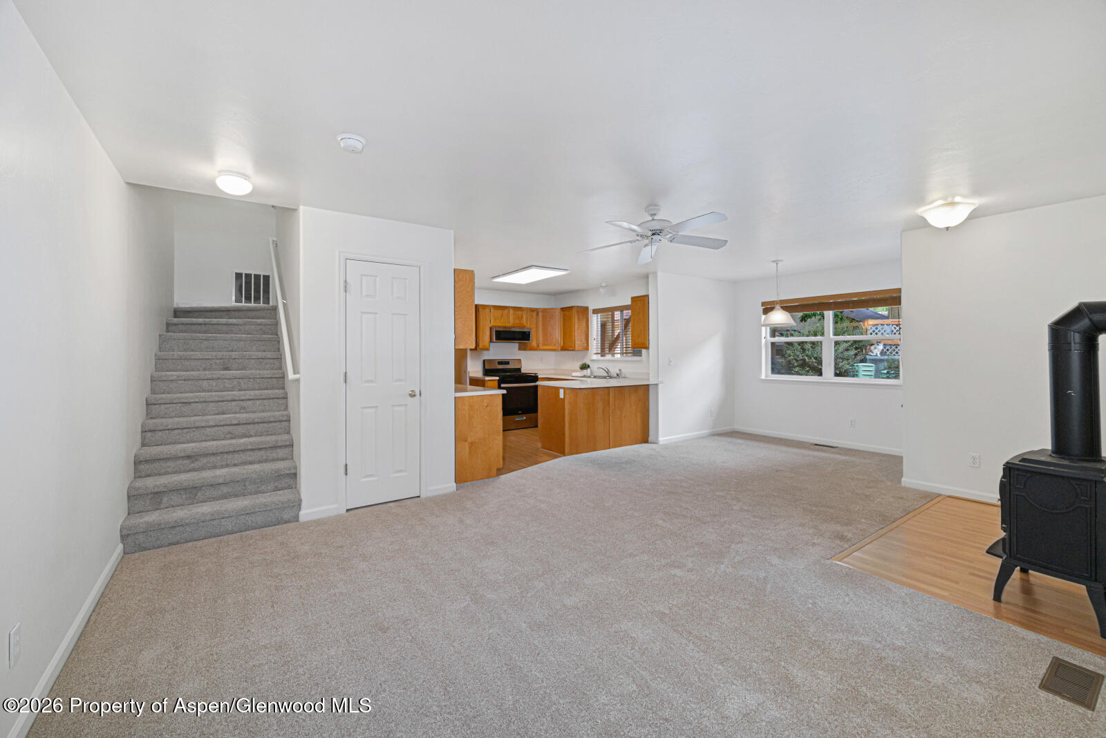 832 Donegan Road Unit B Property Photo 9