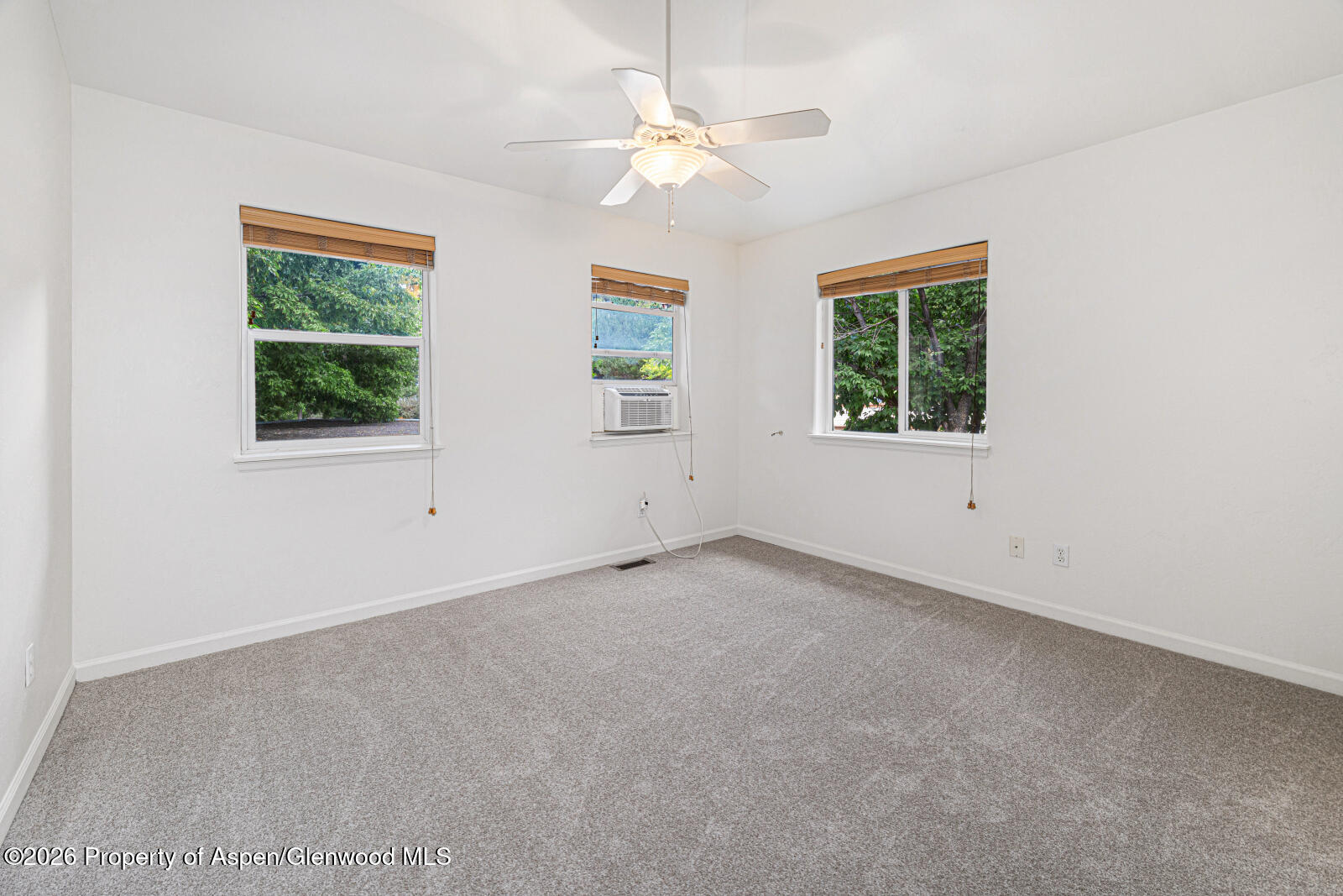 832 Donegan Road Unit B Property Photo 12