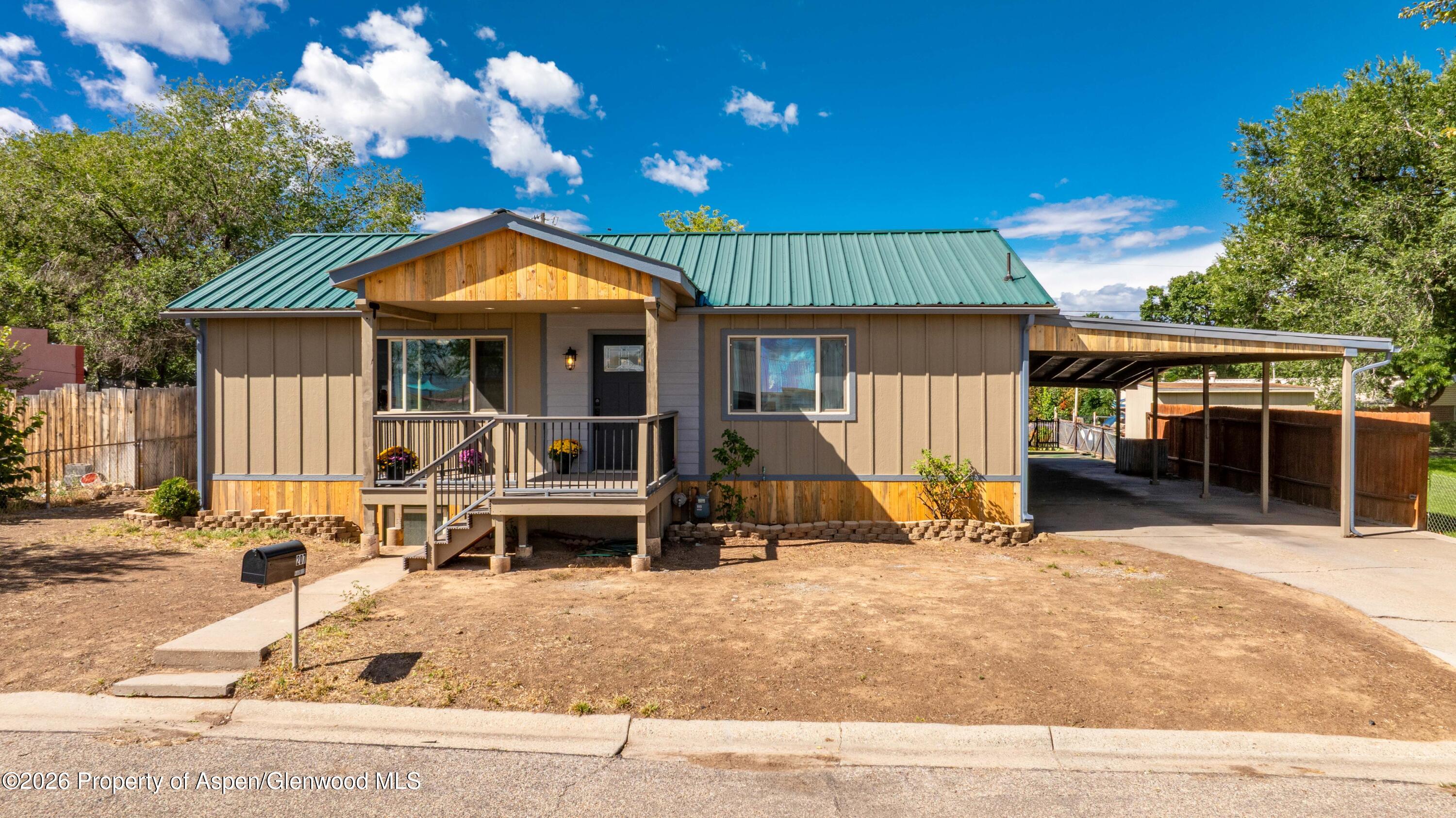207 Ash Avenue Property Photo 1