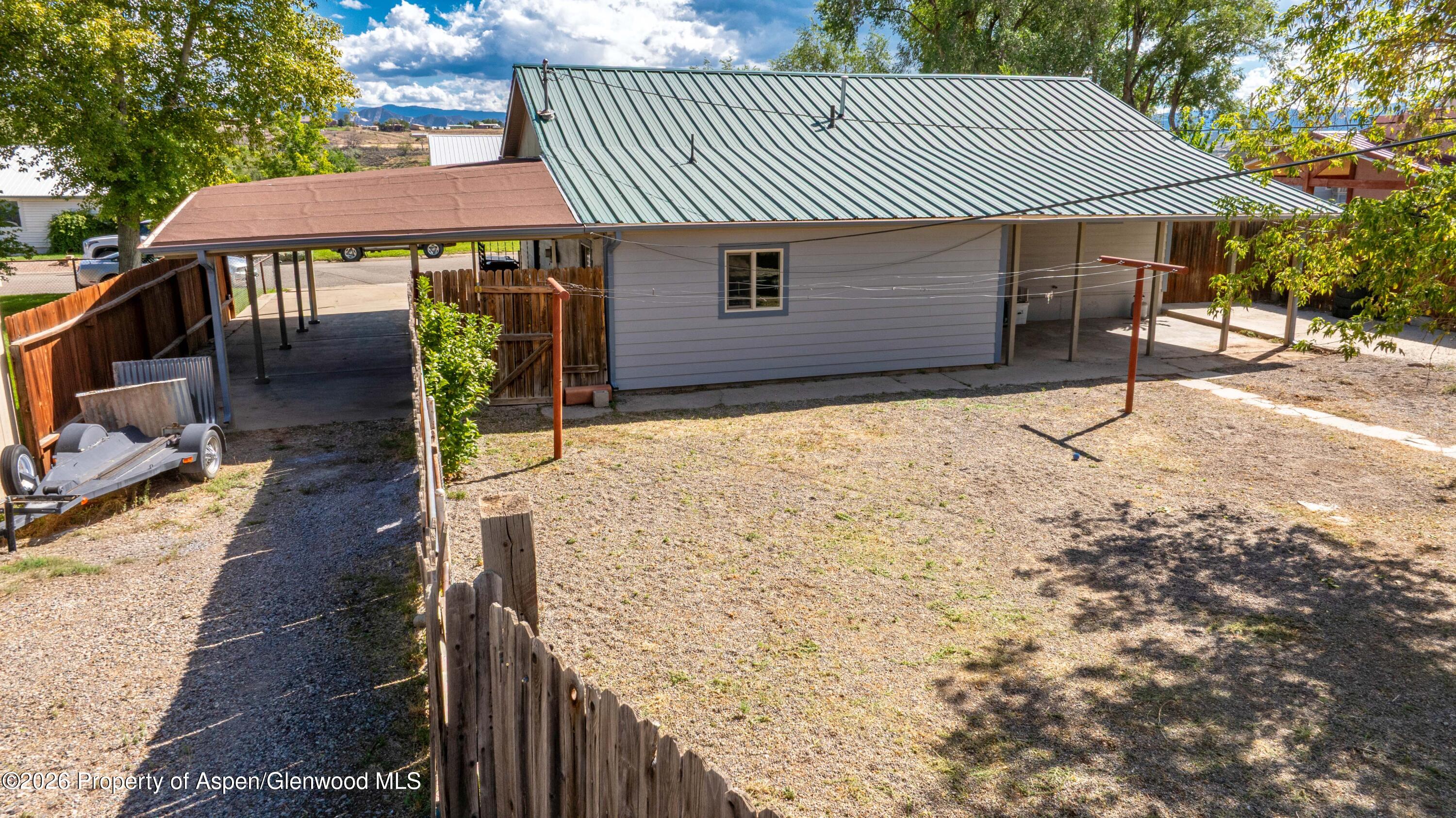 207 Ash Avenue Property Photo 6