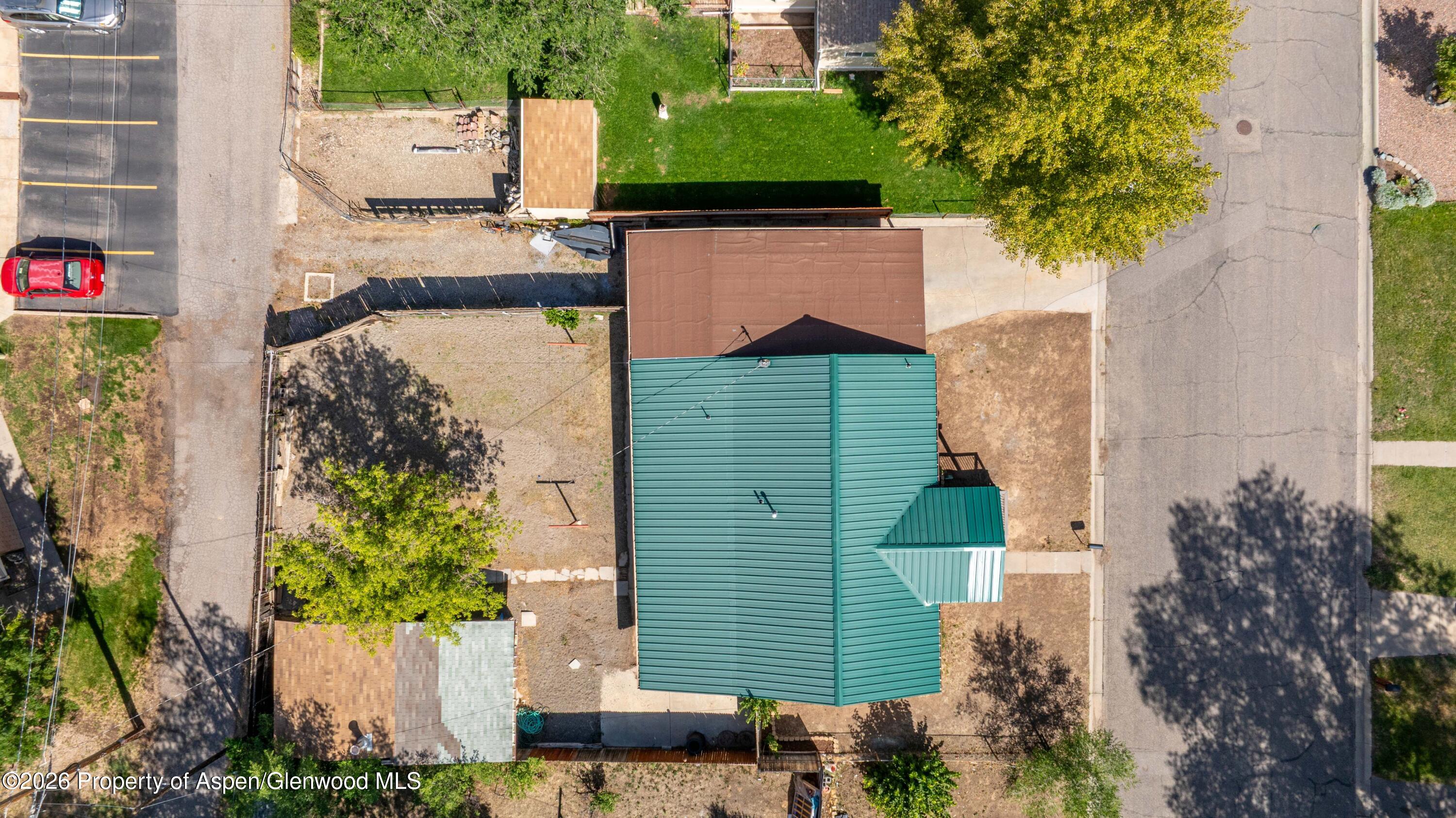 207 Ash Avenue Property Photo 9
