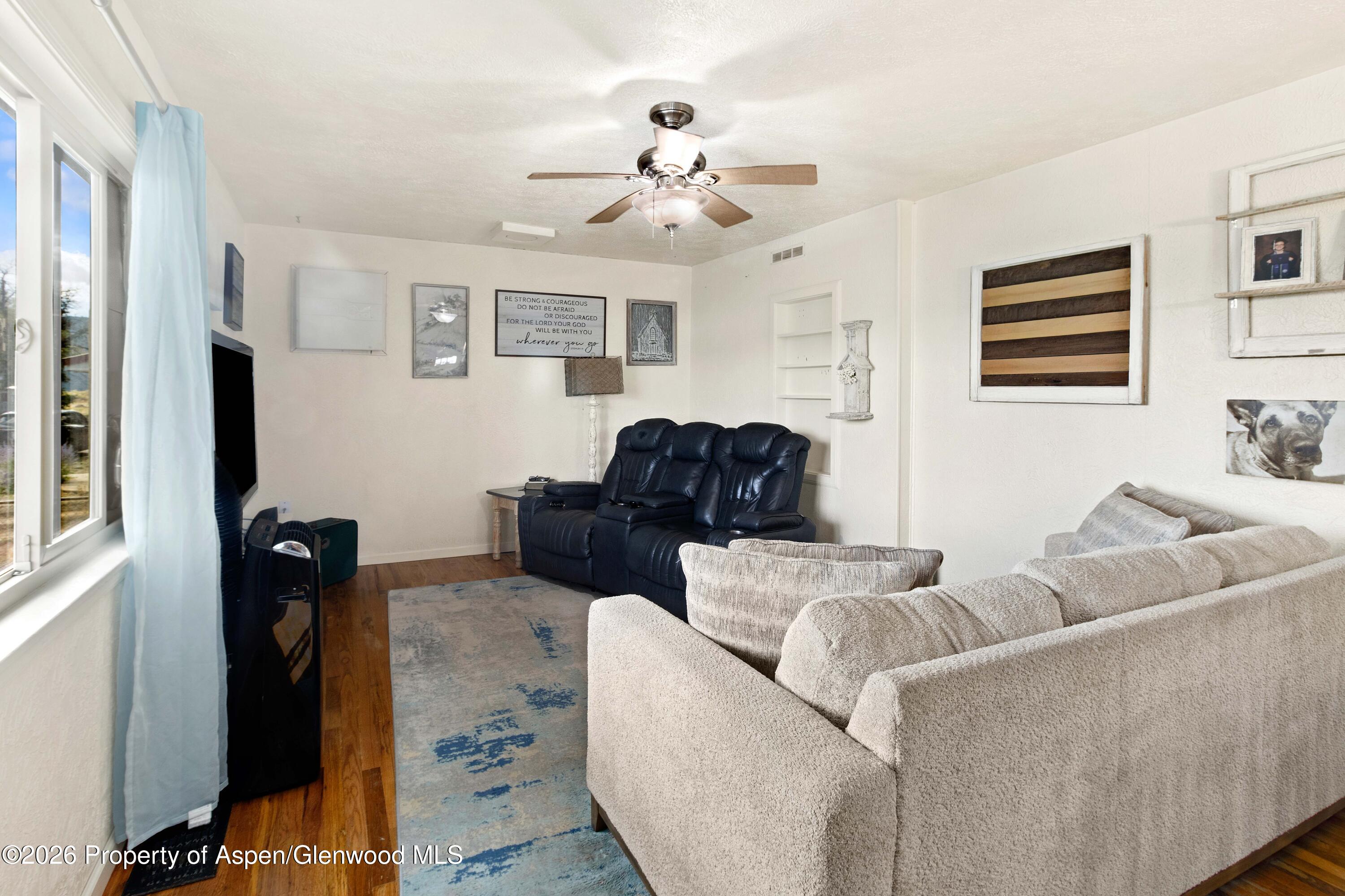 207 Ash Avenue Property Photo 11