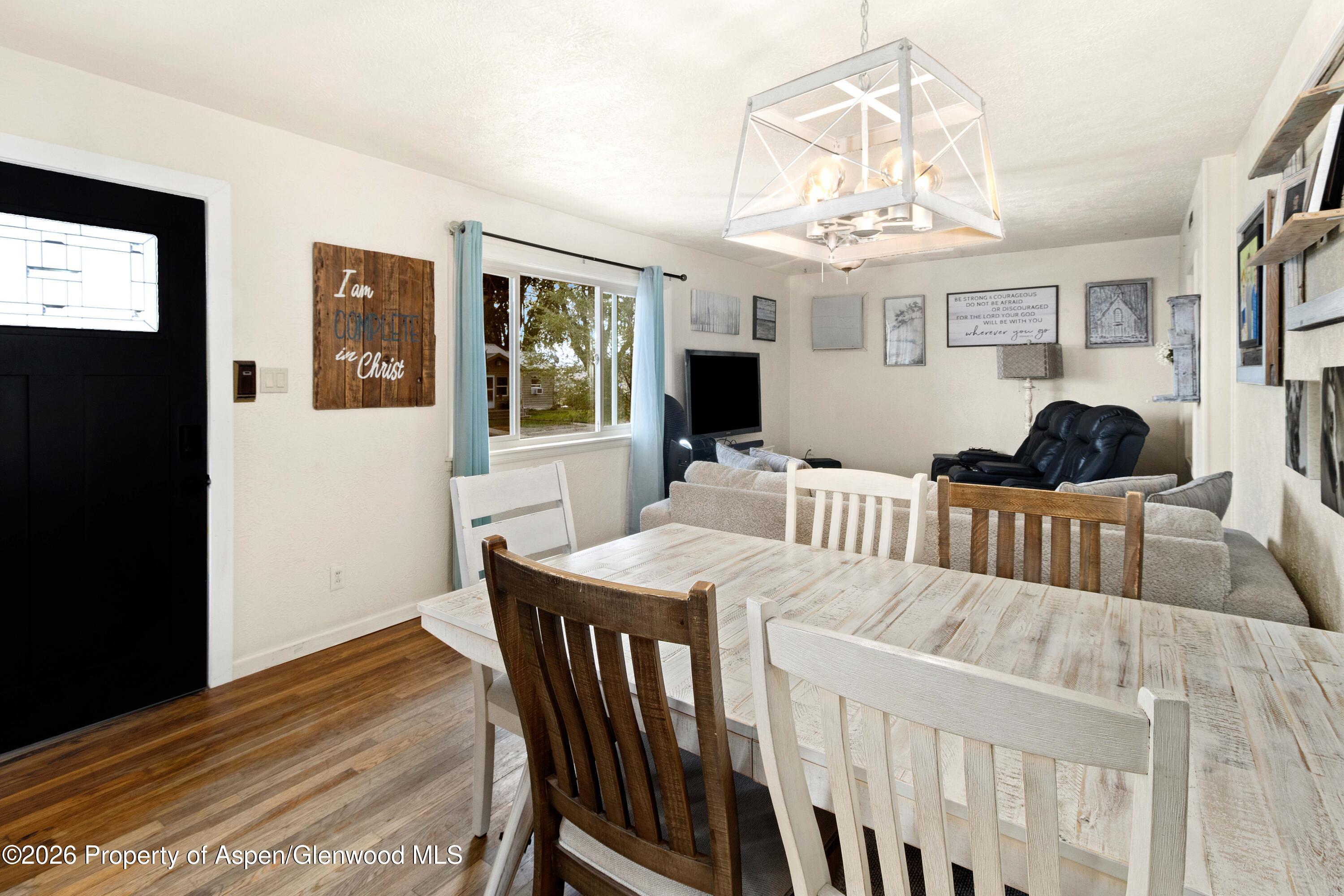 207 Ash Avenue Property Photo 12