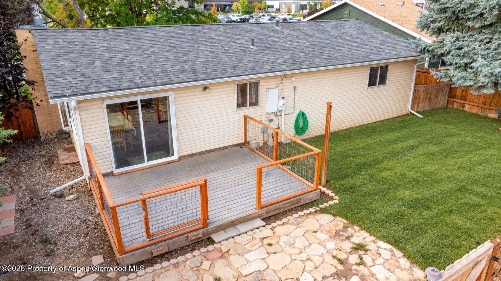730 E 5th Street Property Photo 5
