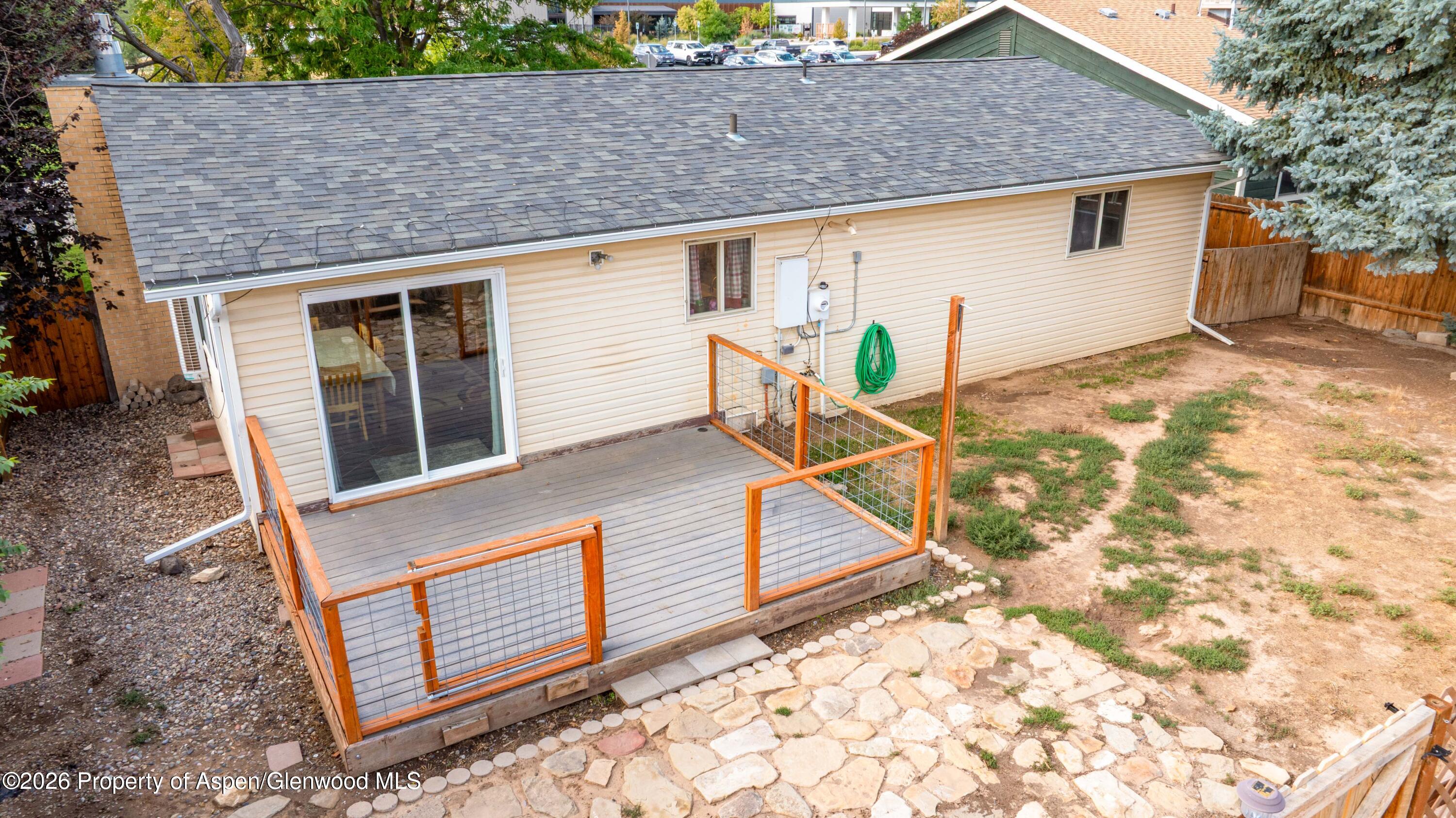 730 E 5th Street Property Photo 6