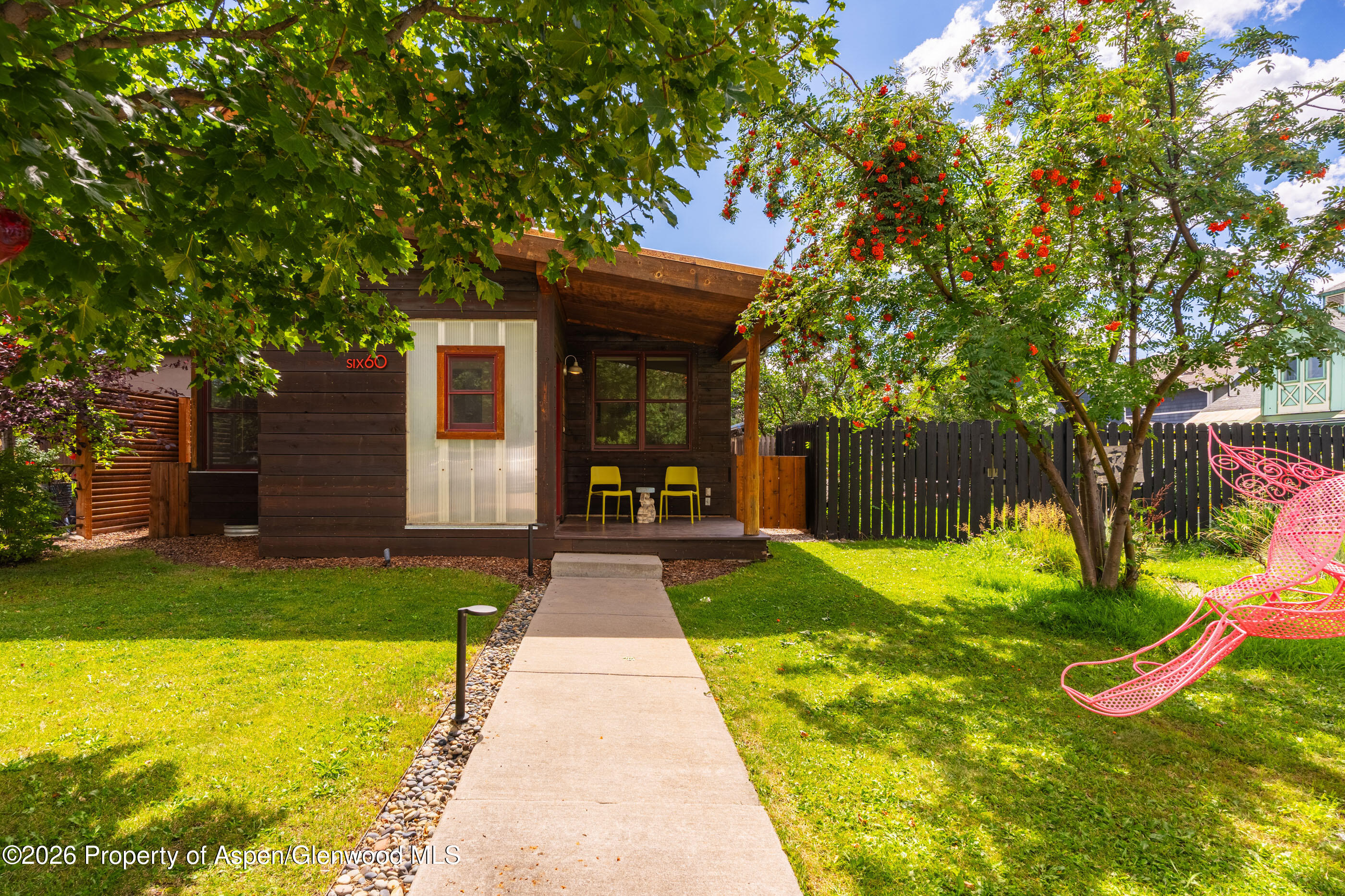 660 Lincoln Avenue Property Photo 33
