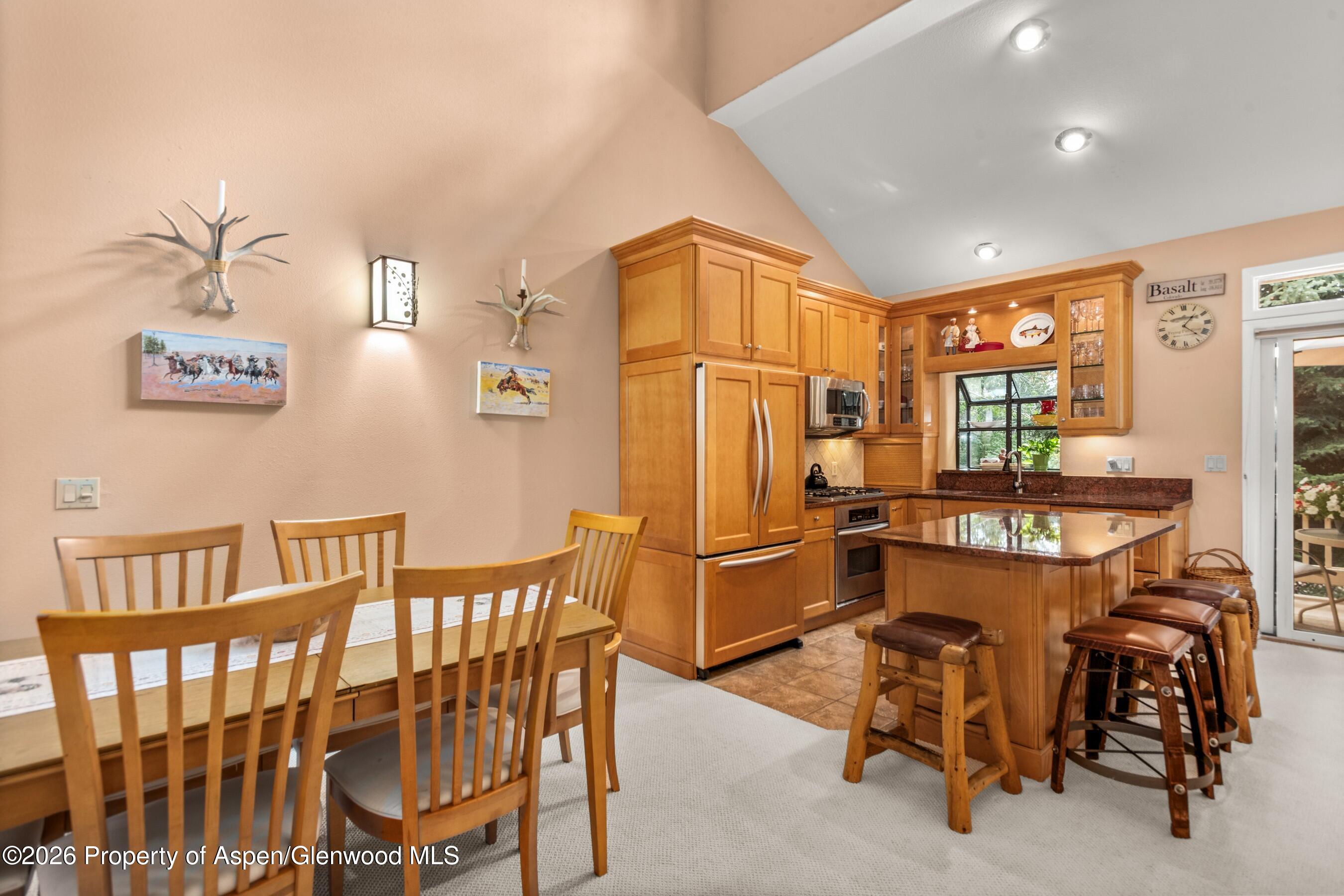 1504 Mockingbird Lane Property Photo 8