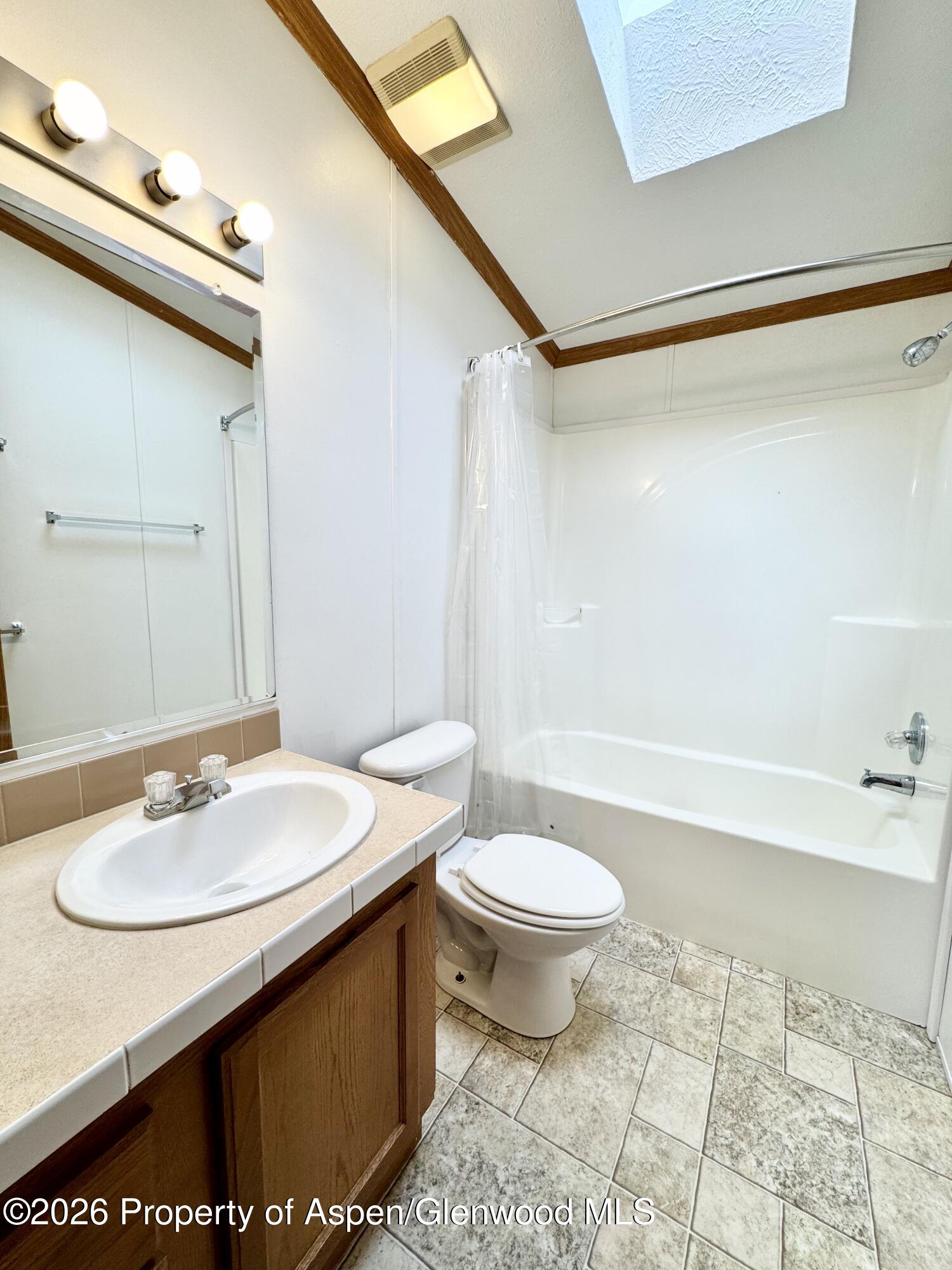 33 Silverton Place Property Photo 13